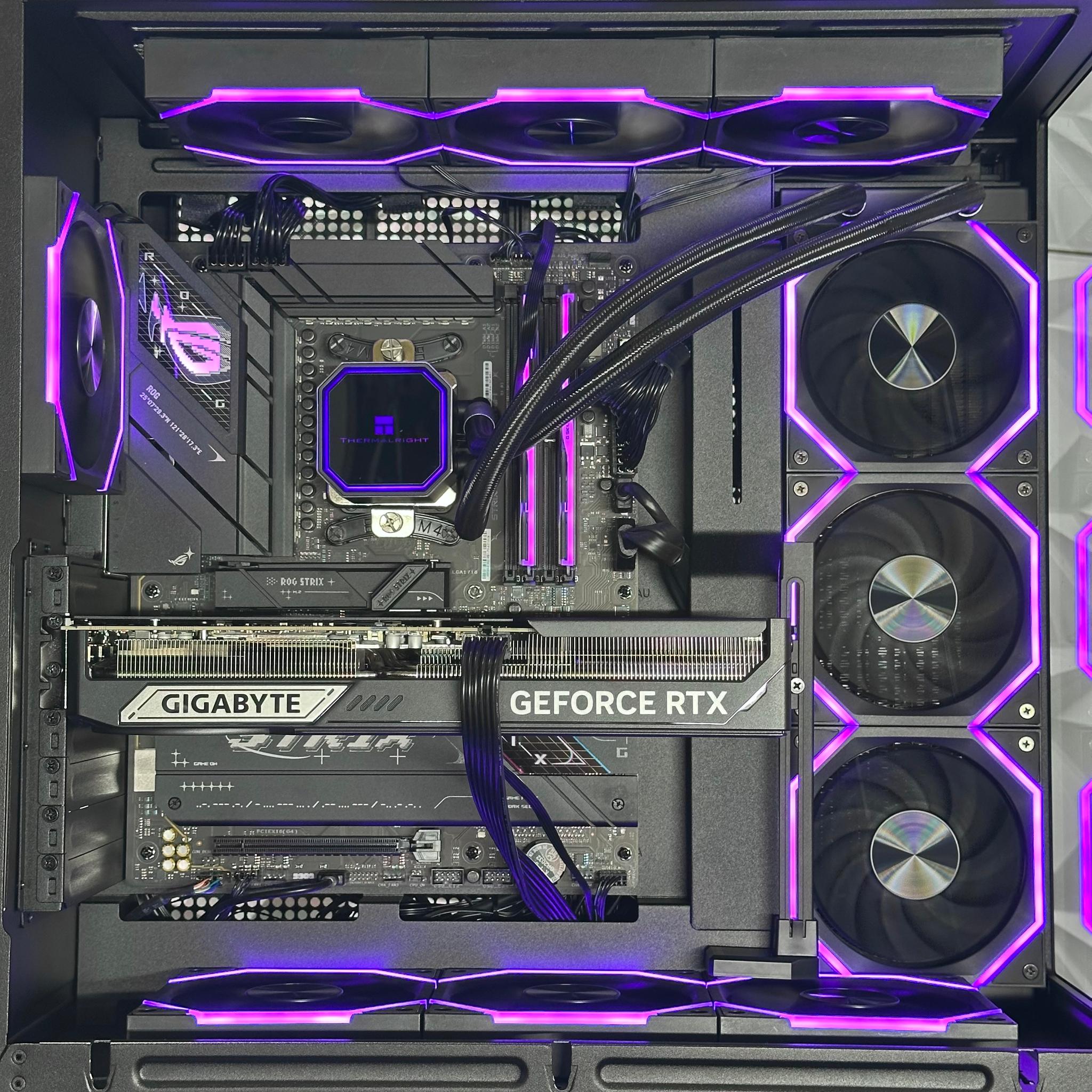 RTX 5070 Ti / Ryzen 7 9800X3D / 32GB 6000MHz CL30 DDR5 / 2TB crucial ssd / Windows 11 by