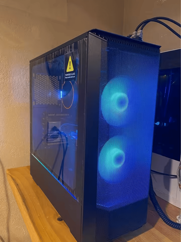 AMD Ryzen 7 2700x // Evga Gtx 980ti