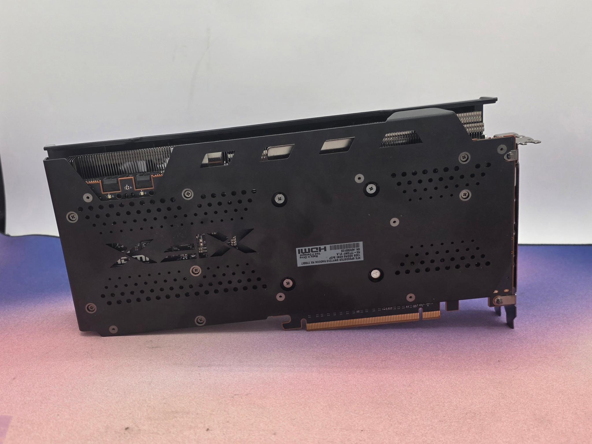 AMD Radeon RX 7700 XT - Image 2