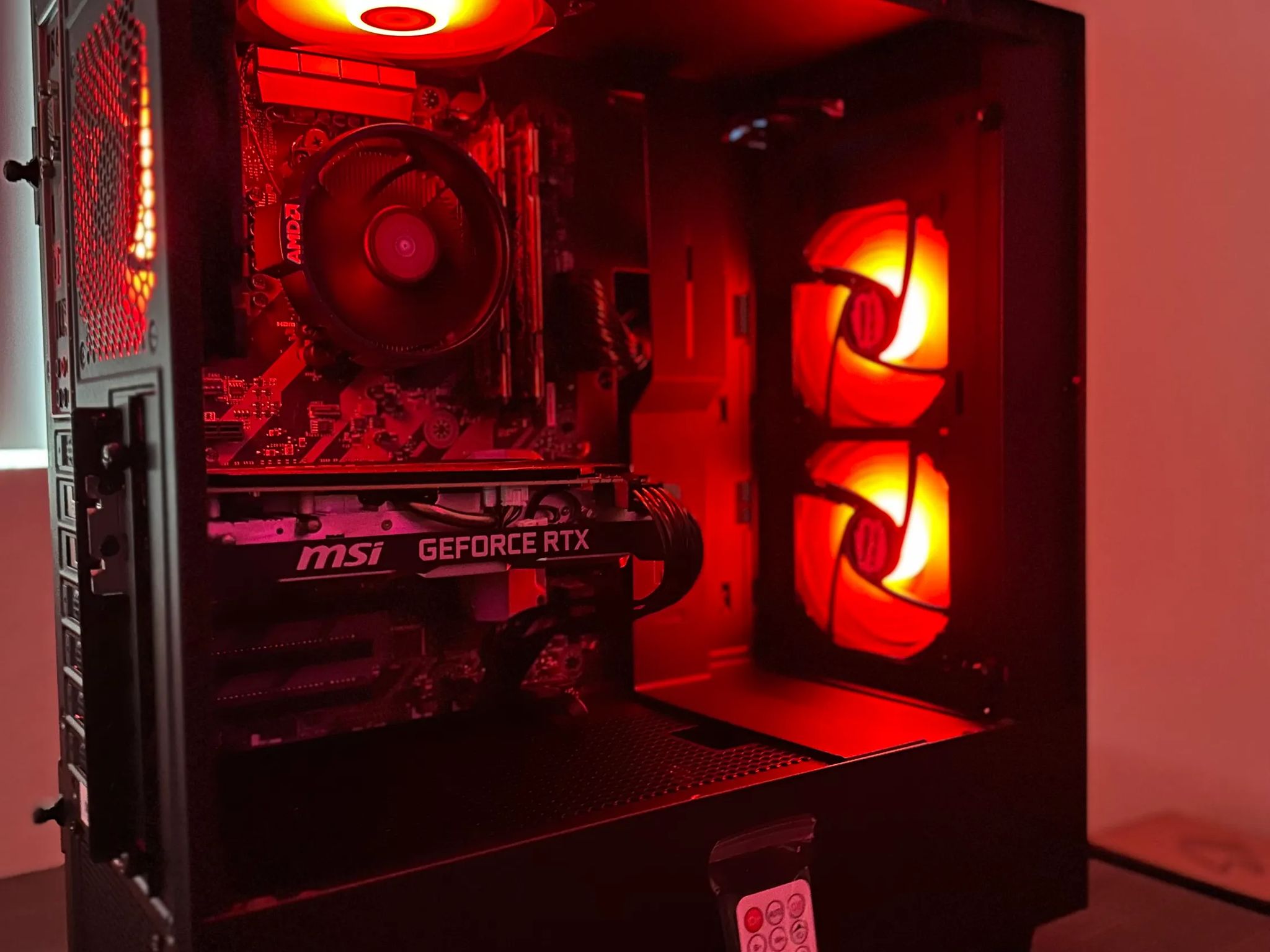 Ryzen 5 1600x / RTX 2060 SUPER 8gb / 16GB DDr4 3000mhz Ram custom gaming PC