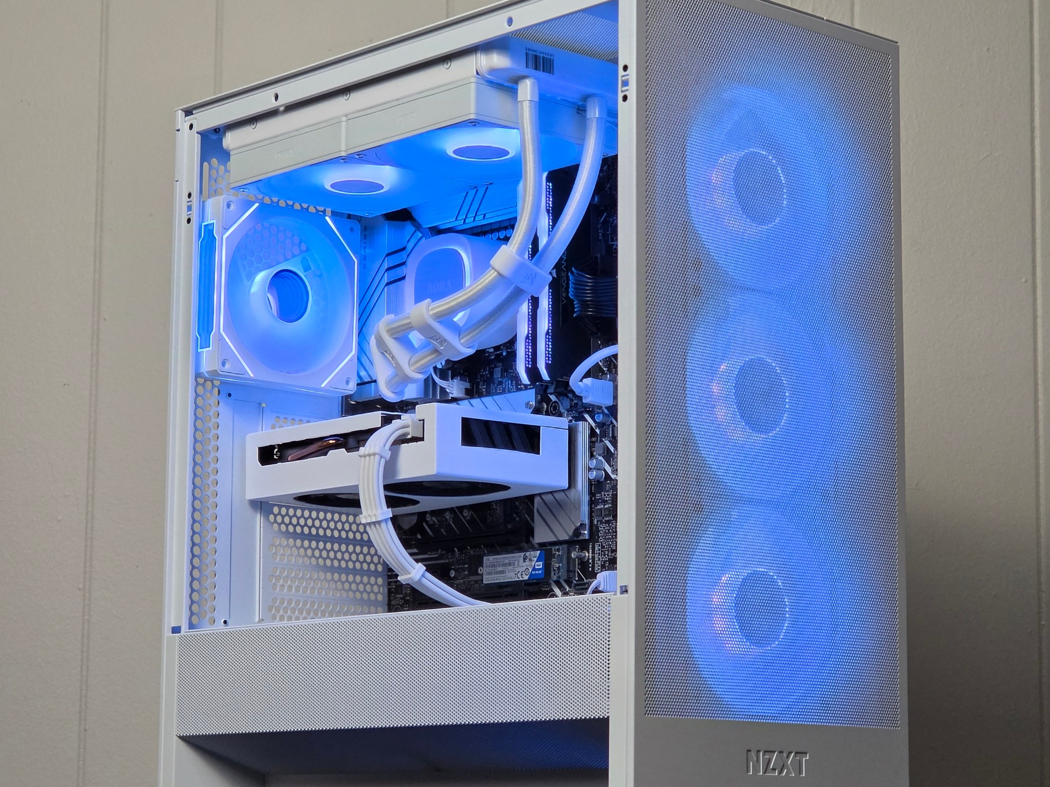 🌊 Plug n' Play Ready Gaming PC • Nvidia 4060, Intel 13600KF, 32GB RAM, 1TB SSD