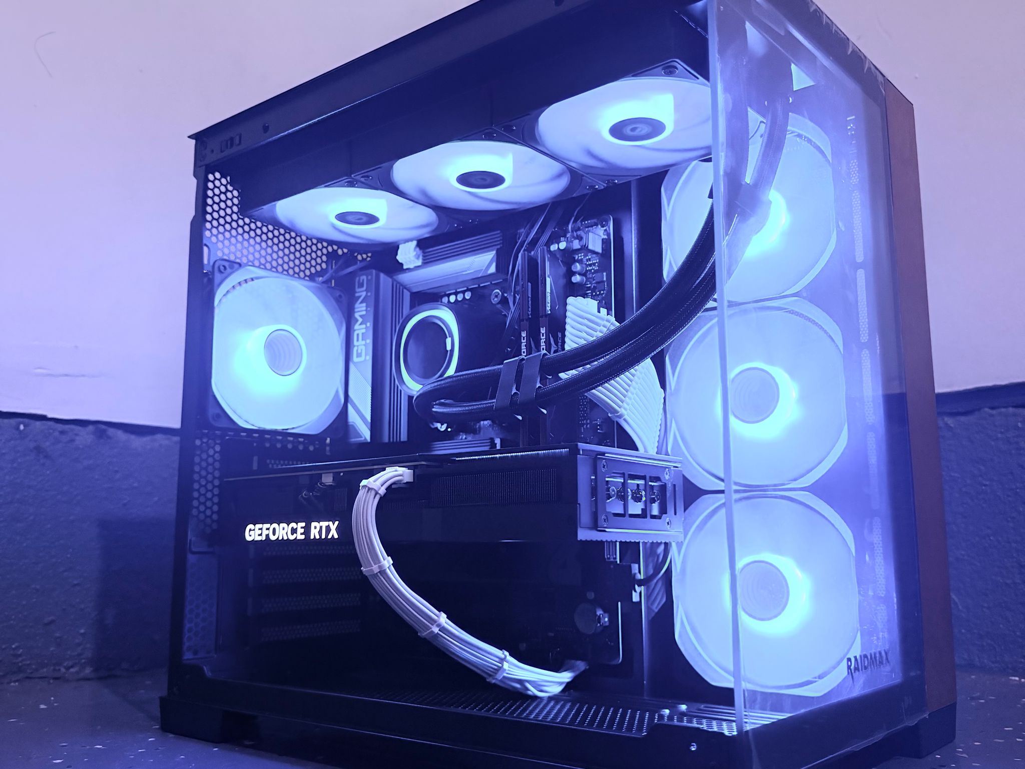 ⚫️"Frozen Timber"🌈| 4K Gaming | RTX 4080 16GB | Ryzen 7 7800X3D | 32GB DDR5 | 2TB SSD | Free Ship