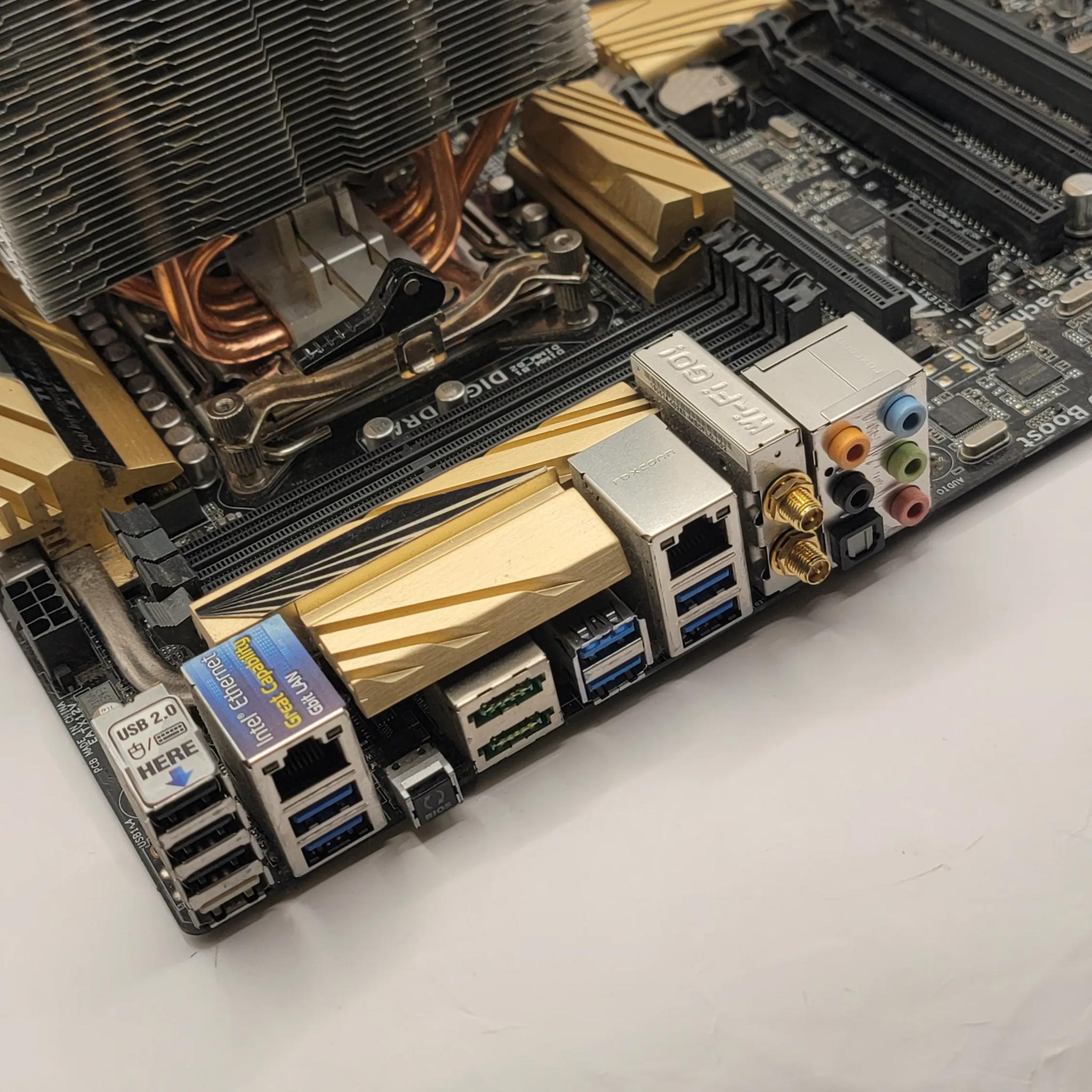 ASUS X79-Deluxe W/i7 4820K X79 ATX Motherboard DDR3