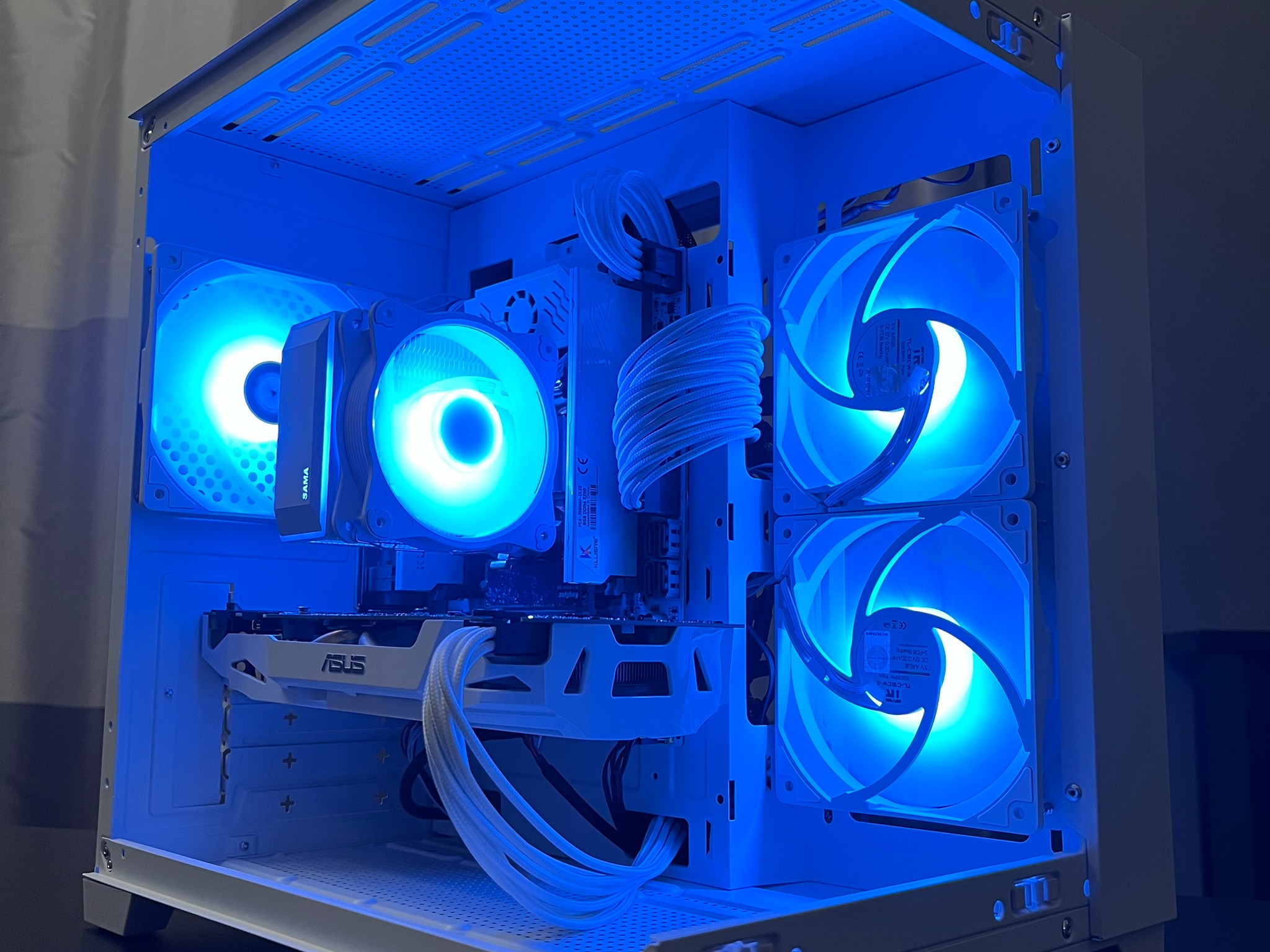 ALL WHITE GAMING PC | GTX 1070 | I7 5930K EQUIVALENT | 16GB DDR4 | 500GB NVME