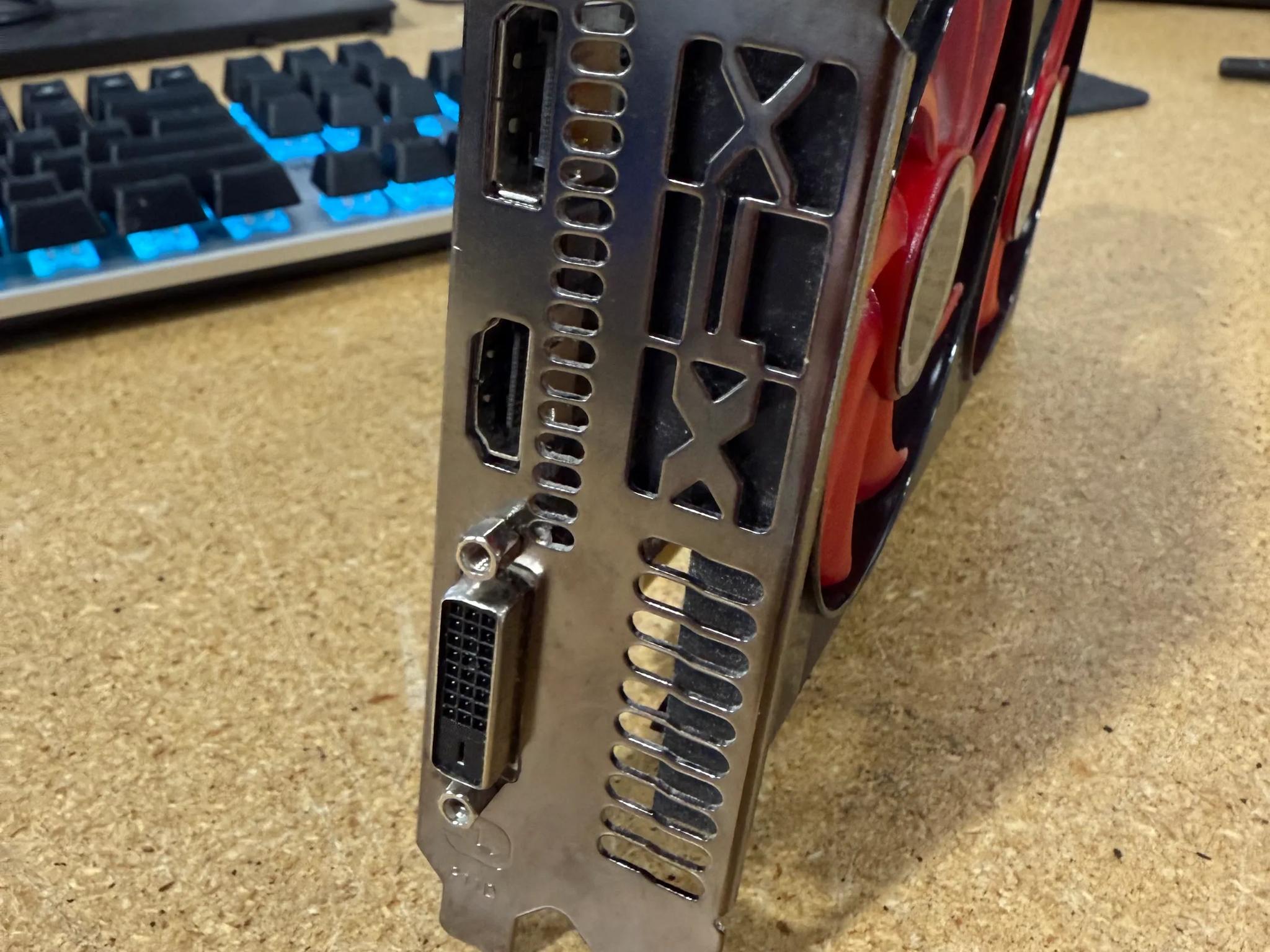 XFX AMD Radeon™ RX 550 2GB