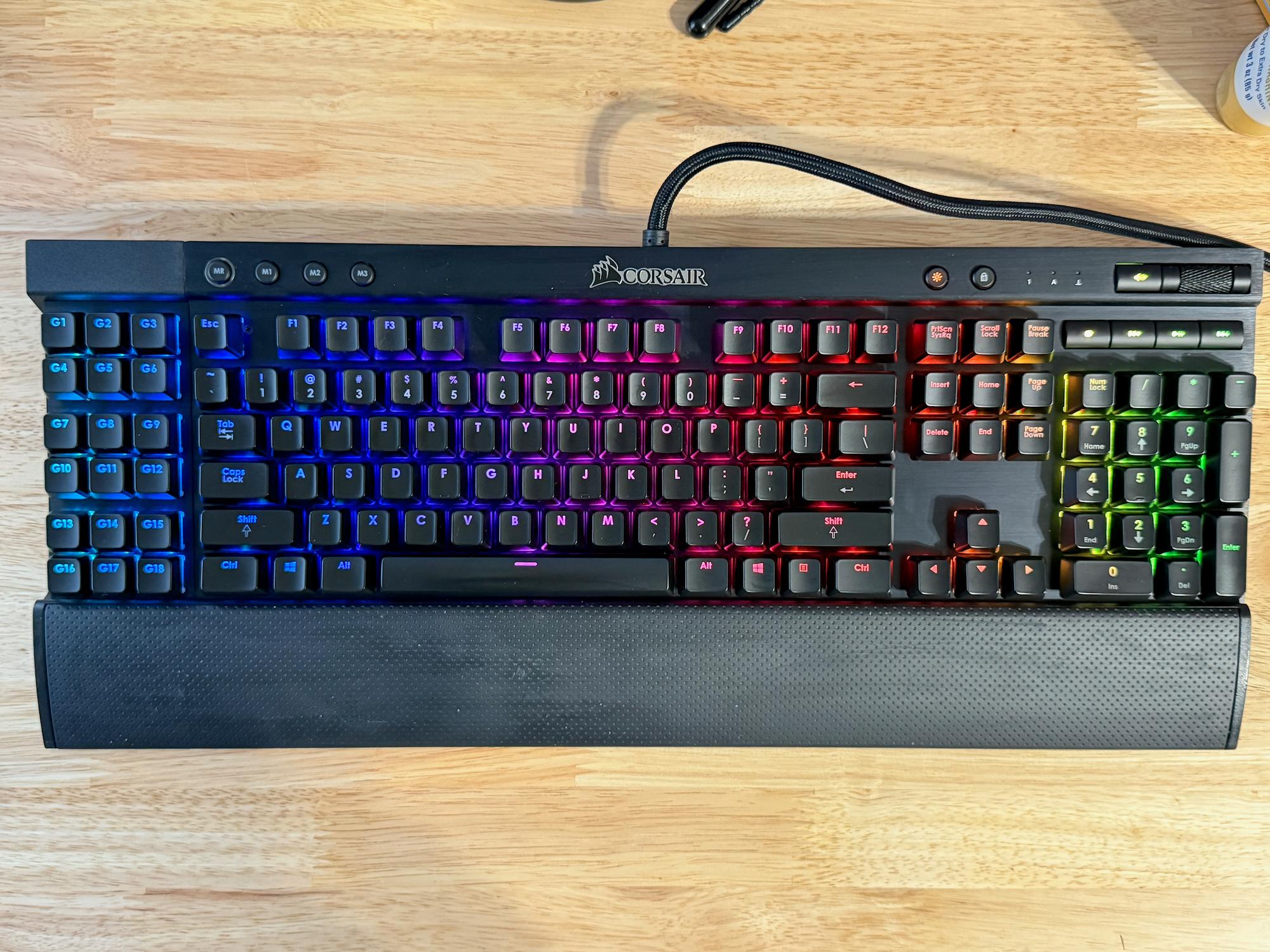 Corsair K95 RGB