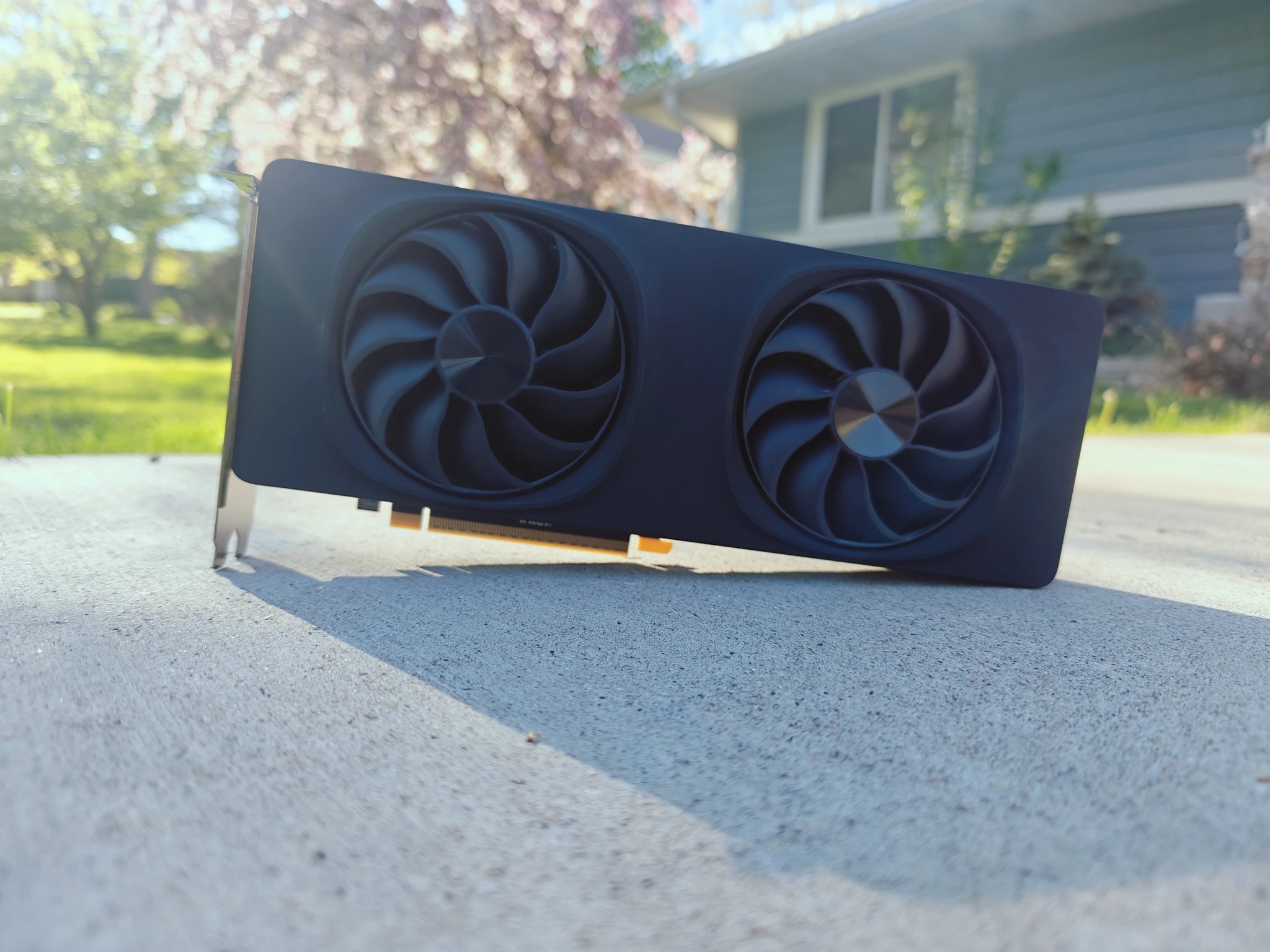 Intel ARC B580 Limited Edition