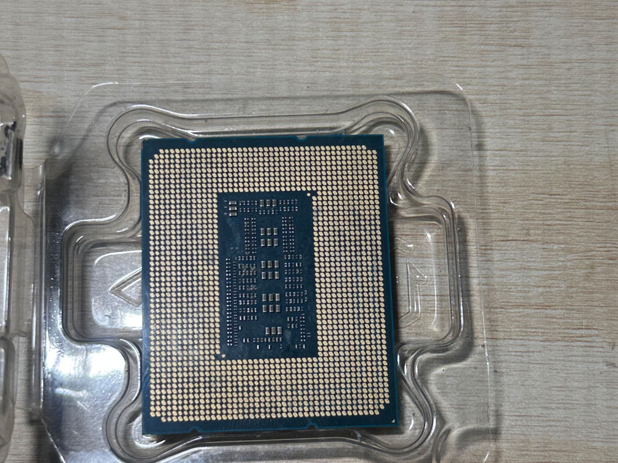 Intel i7 14700k