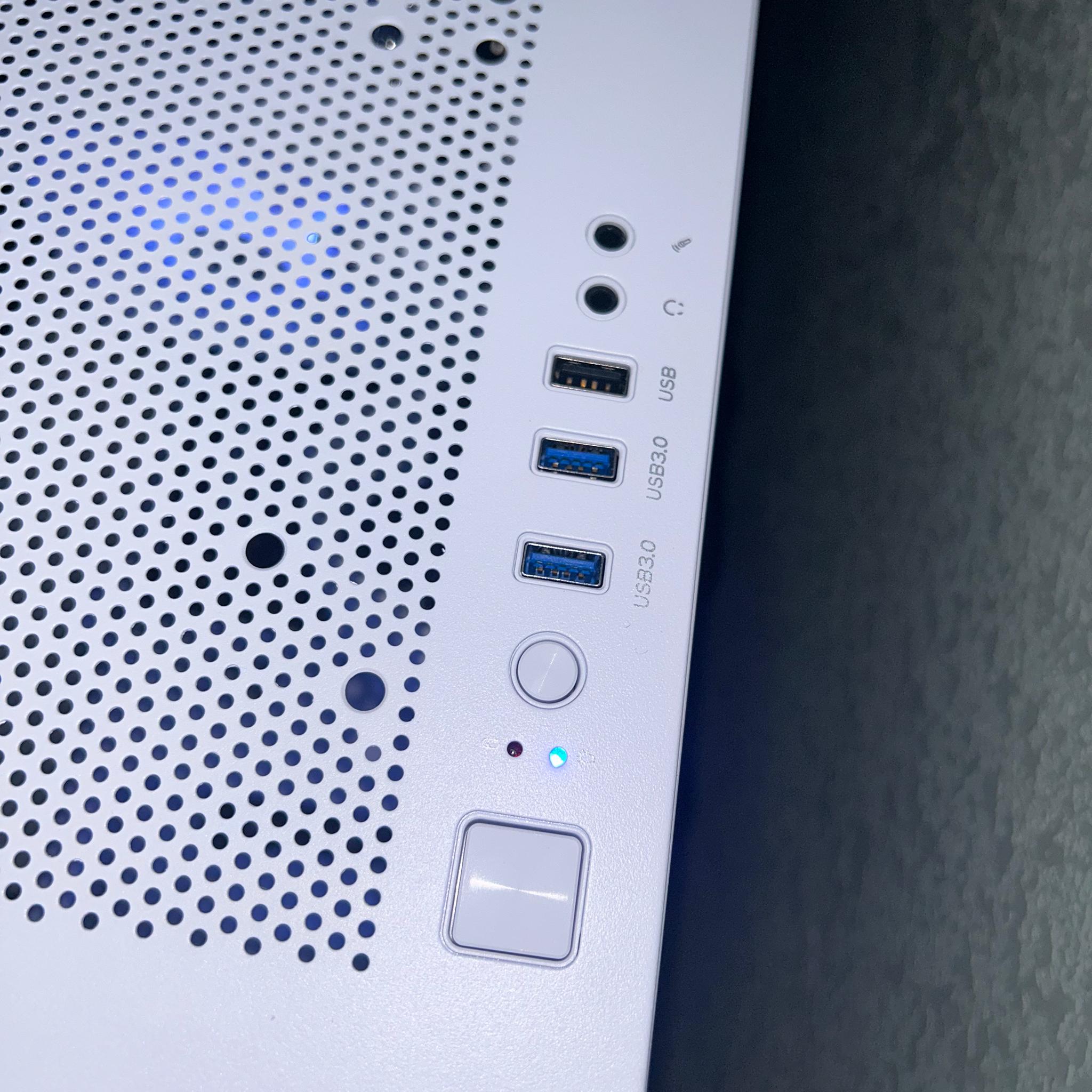 All White Budget Gaming PC | GTX 1060 + Ryzen 5 2600 