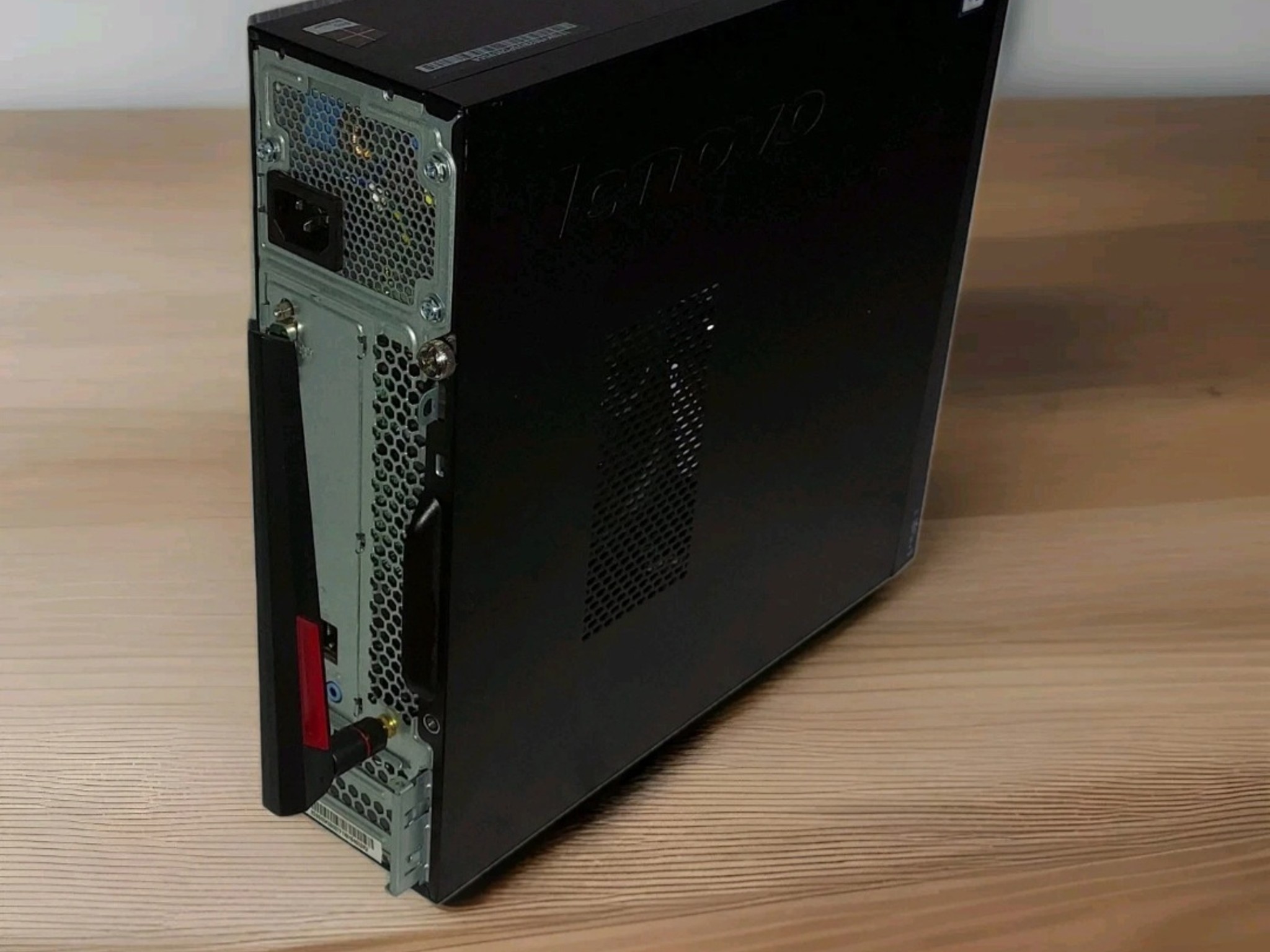 i5-6600k, Radeon Pro W6400 4GB (RX 6400), 16GB RAM, 512GB SSD Windows 11 Pro
