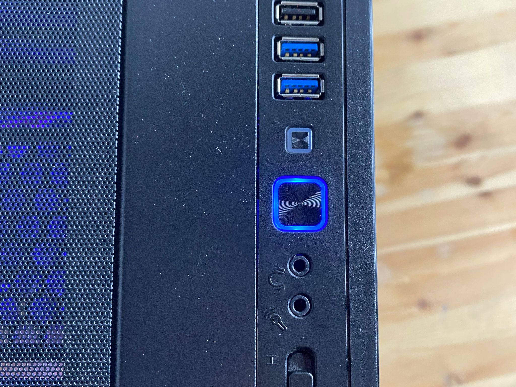 Budget Build: I5-7600k |  PowerColor Red Dragon RX 580 8GB | 16GB DDR4 Samsung