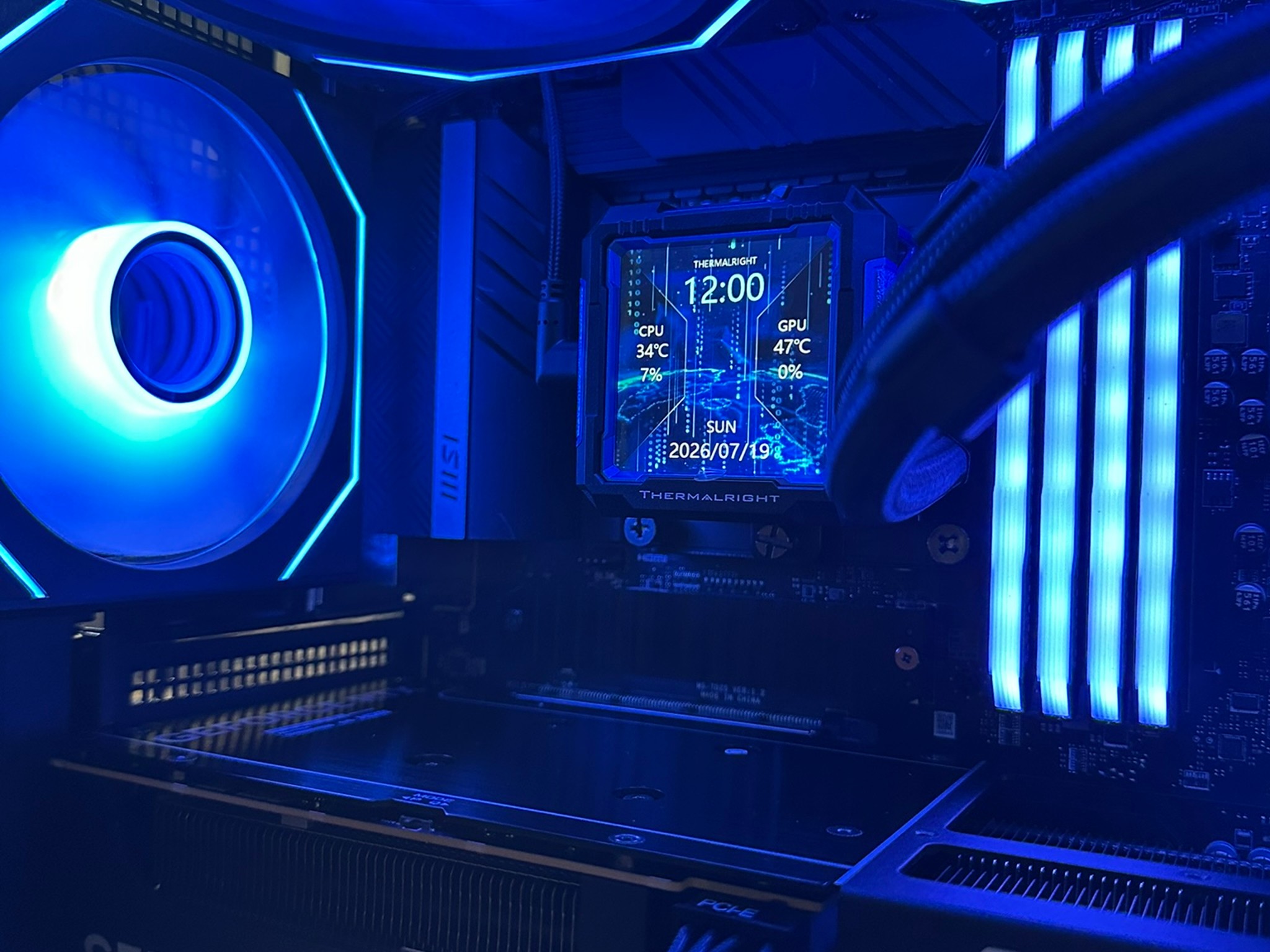 i5-12400F / RTX 5060 / 1TB NVME / 32GB RAM
