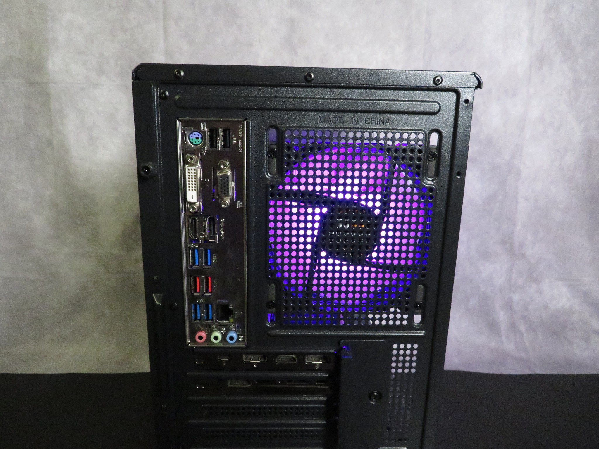 Great Mid-Range Gamer: Ryzen 5 3600 + RTX 2070 Super + 16 GB DDR4 + 1 TB NVME SSD