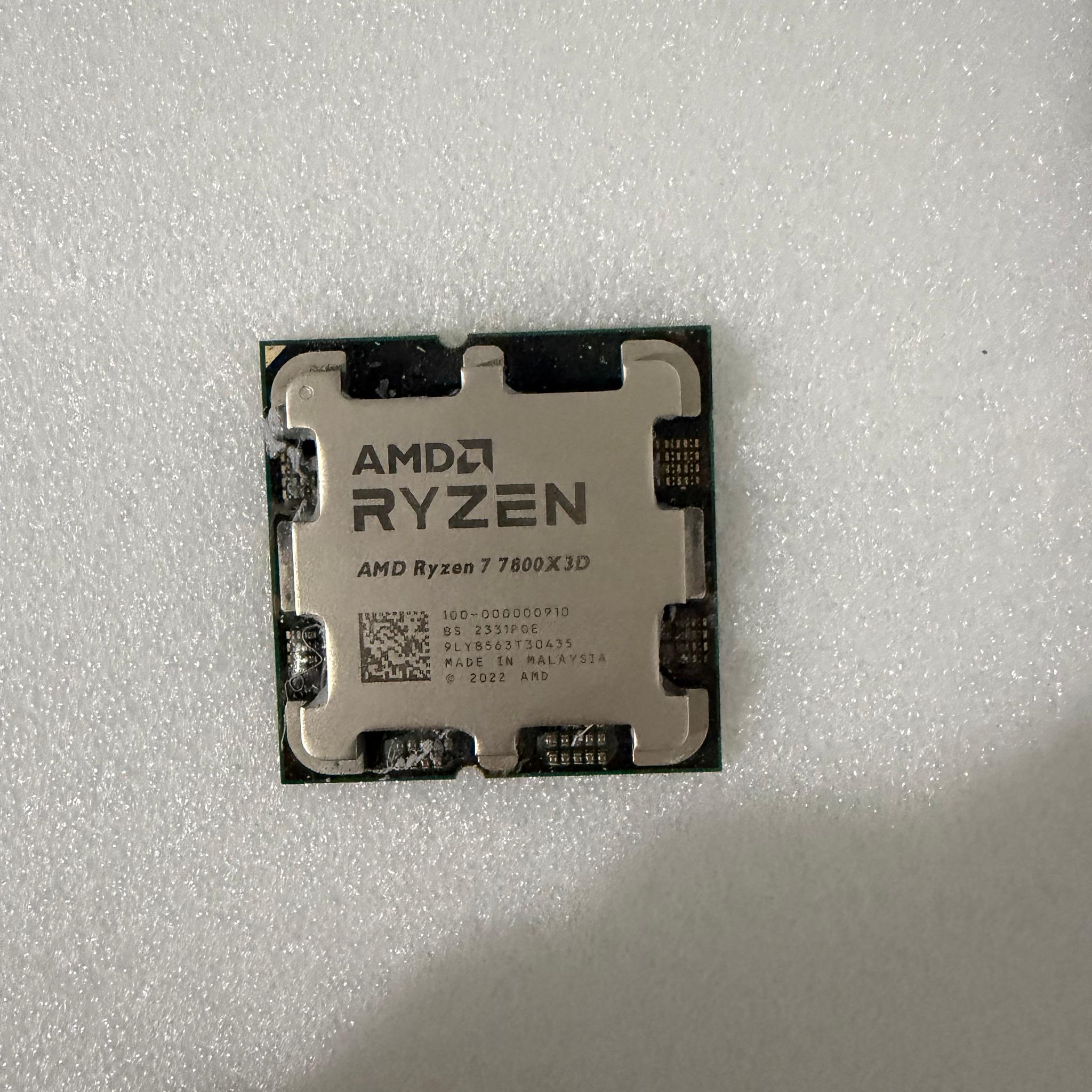 AMD Ryzen 7 7800X3D