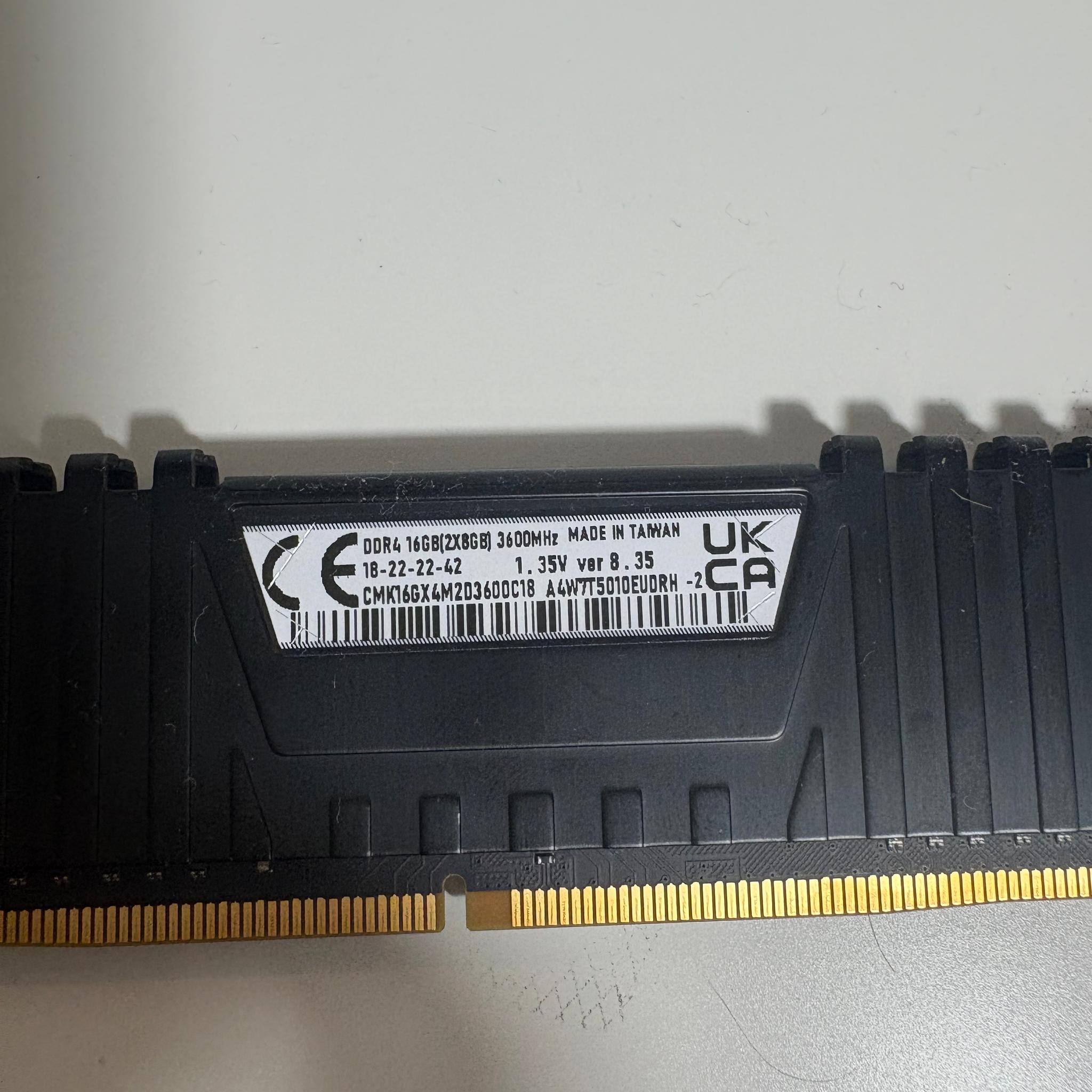 8GB Corsair Vengance 3600 Mhz CL18 DDR4 RAM