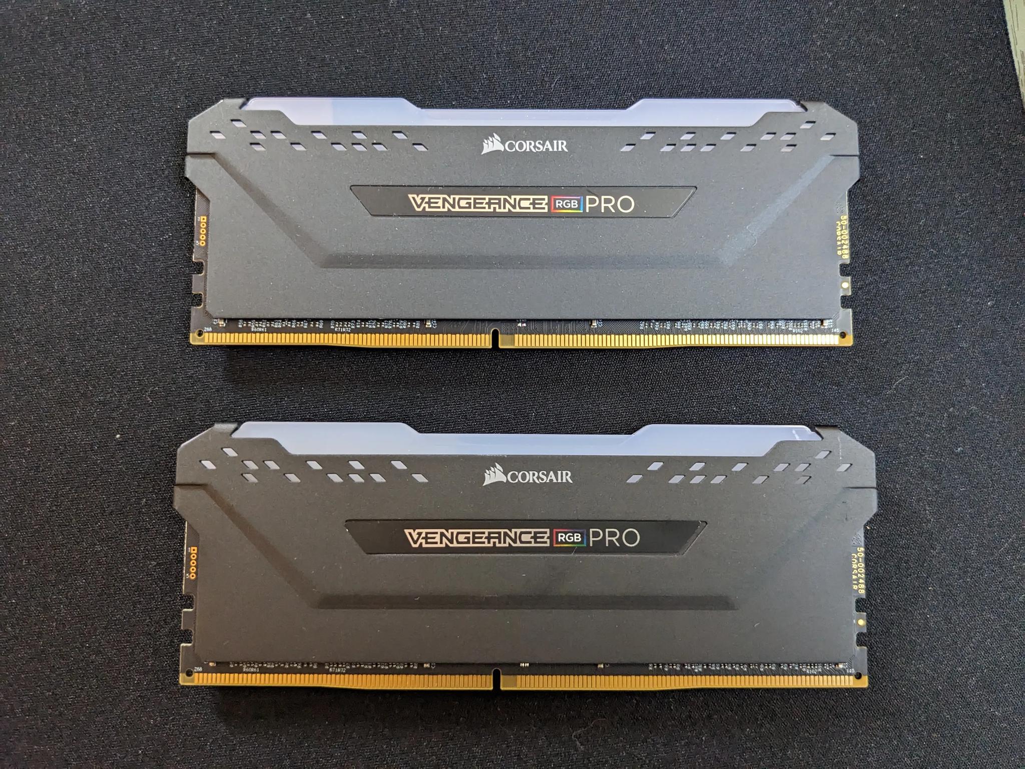 Corsair Vengeance RGB Pro 32 gb (2x16) 3600mhz DDR4 Memory