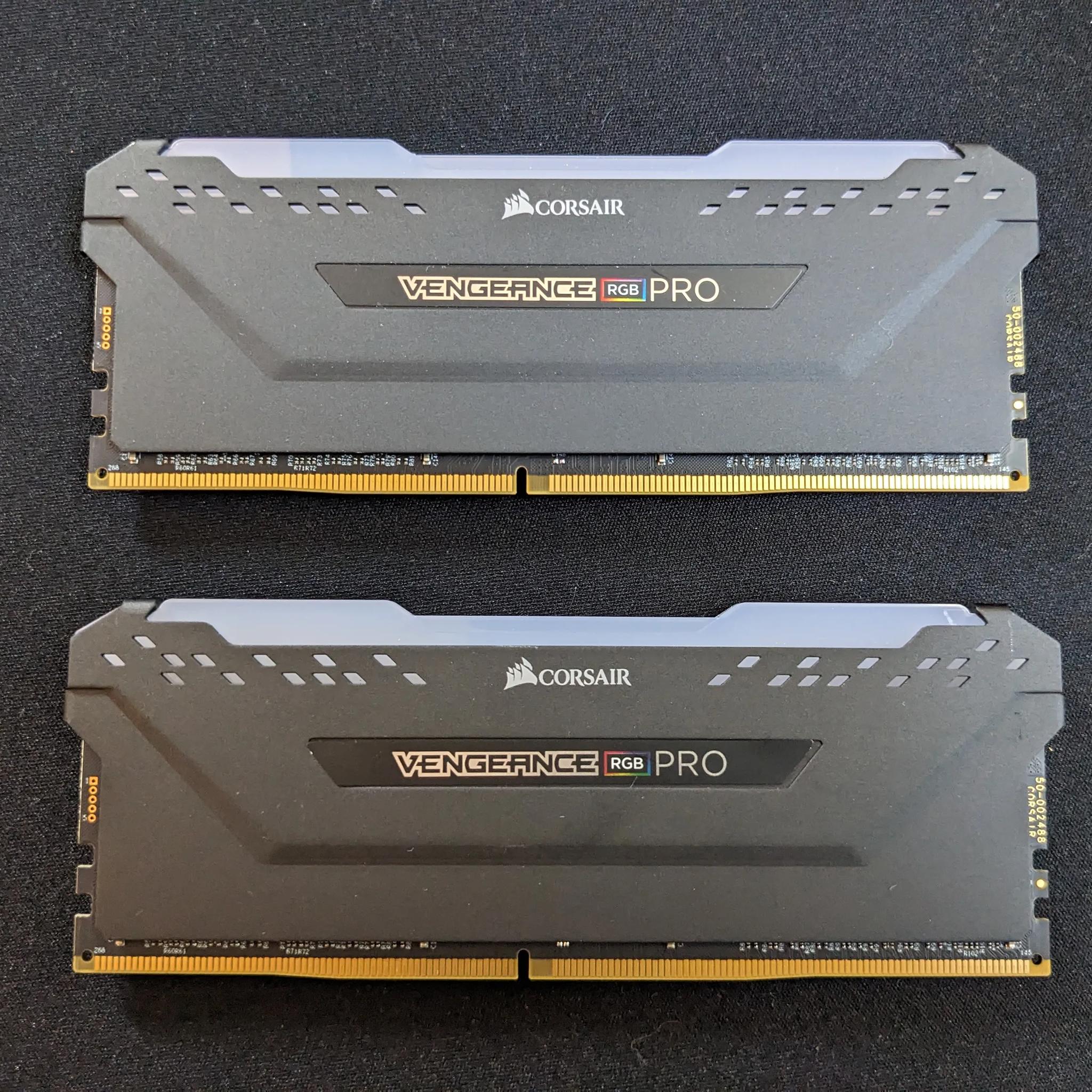 Corsair Vengeance RGB Pro 32 gb (2x16) 3600mhz DDR4 Memory