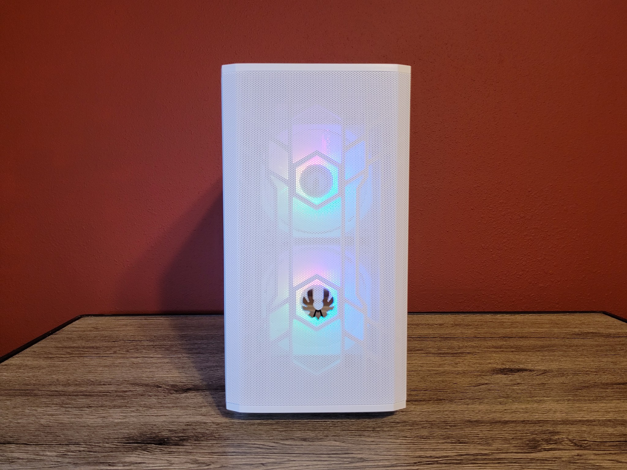 White RTX 2060 Gaming PC (Ryzen 5 2600X | 16GB RAM | 500GB SSD | Wifi + BT)