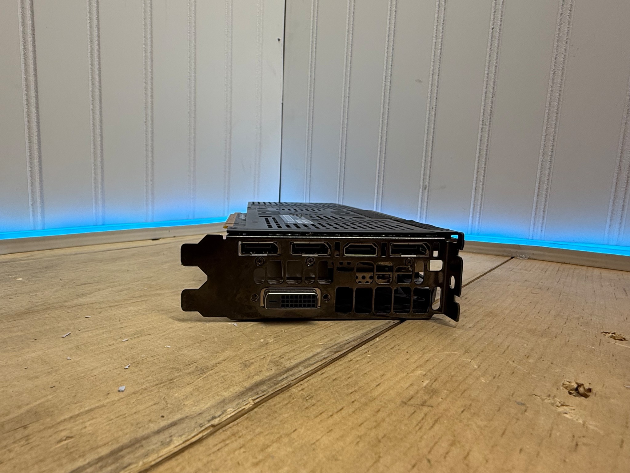 EVGA 1080TI 11gVRAM