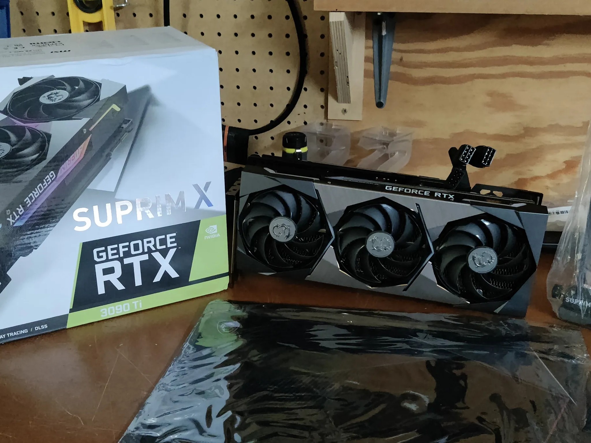 Msi Suprim X 3090 Ti