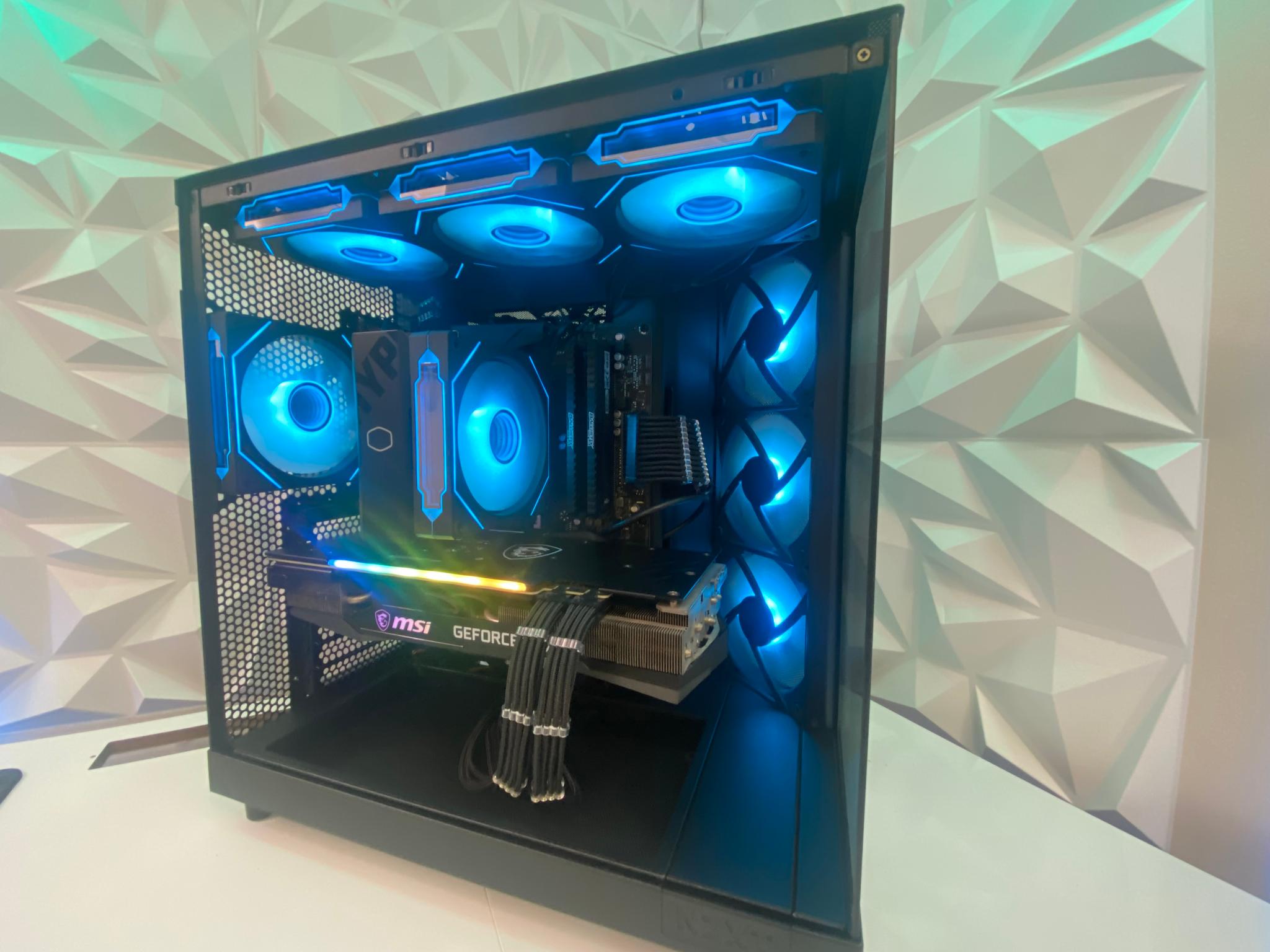 Pure Aesthetic Gaming PC | Ryzen 7-5800XT | RTX 3070 8GB | 16GB RAM | 1TB SSD