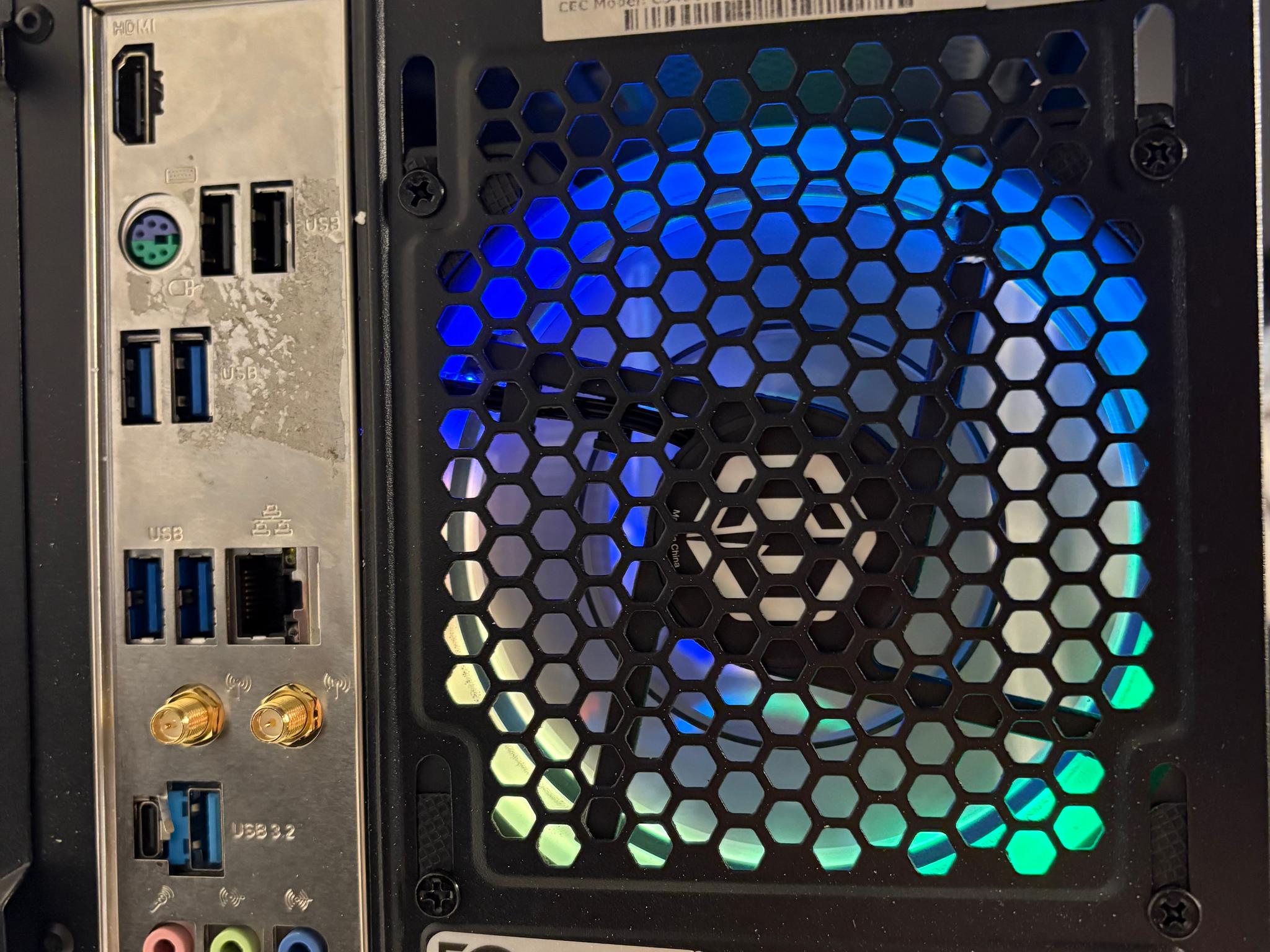 😡💢 //RGB Gaming PC// 💢😡 - RTX 3060, Ryzen 5 3600, 1TB SSD, 16GB DDR4