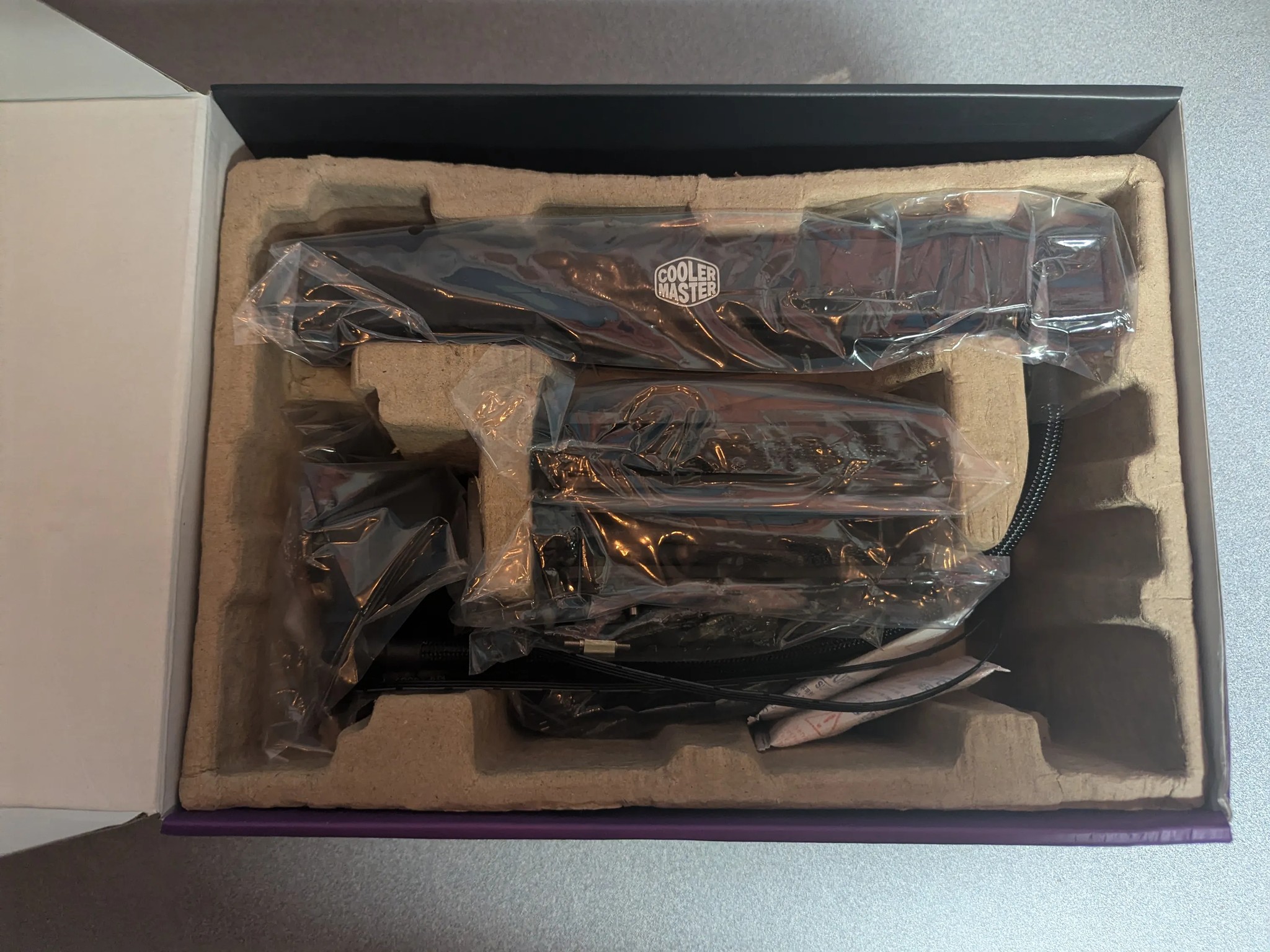 Open Box Never Used Cooler Master MasterLiquid ML240L V2