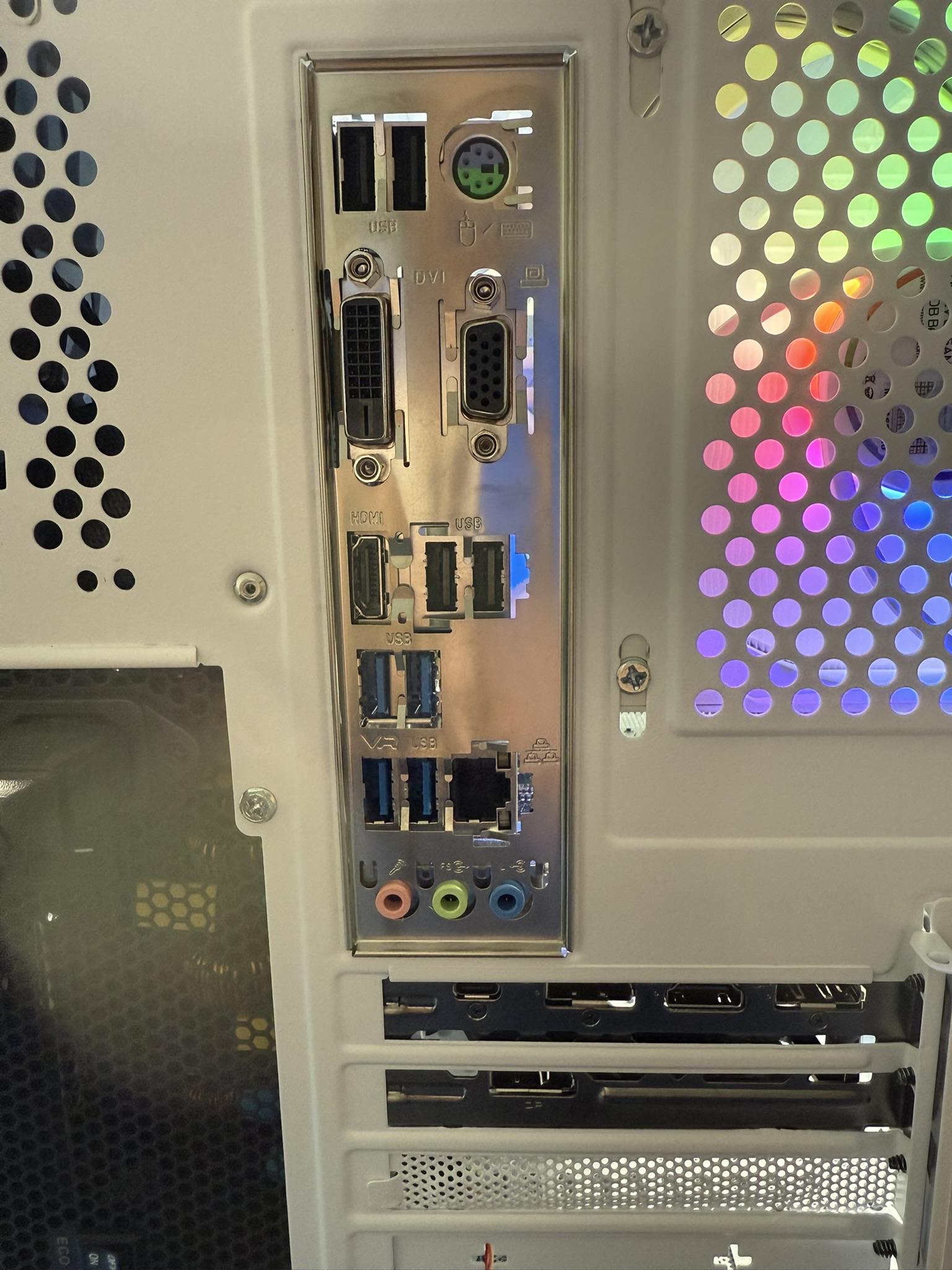 🌨️White Gaming PC | RYZEN 5 3600 | RTX 2070 Super | 16GB RAM | 1TB M.2🌨️