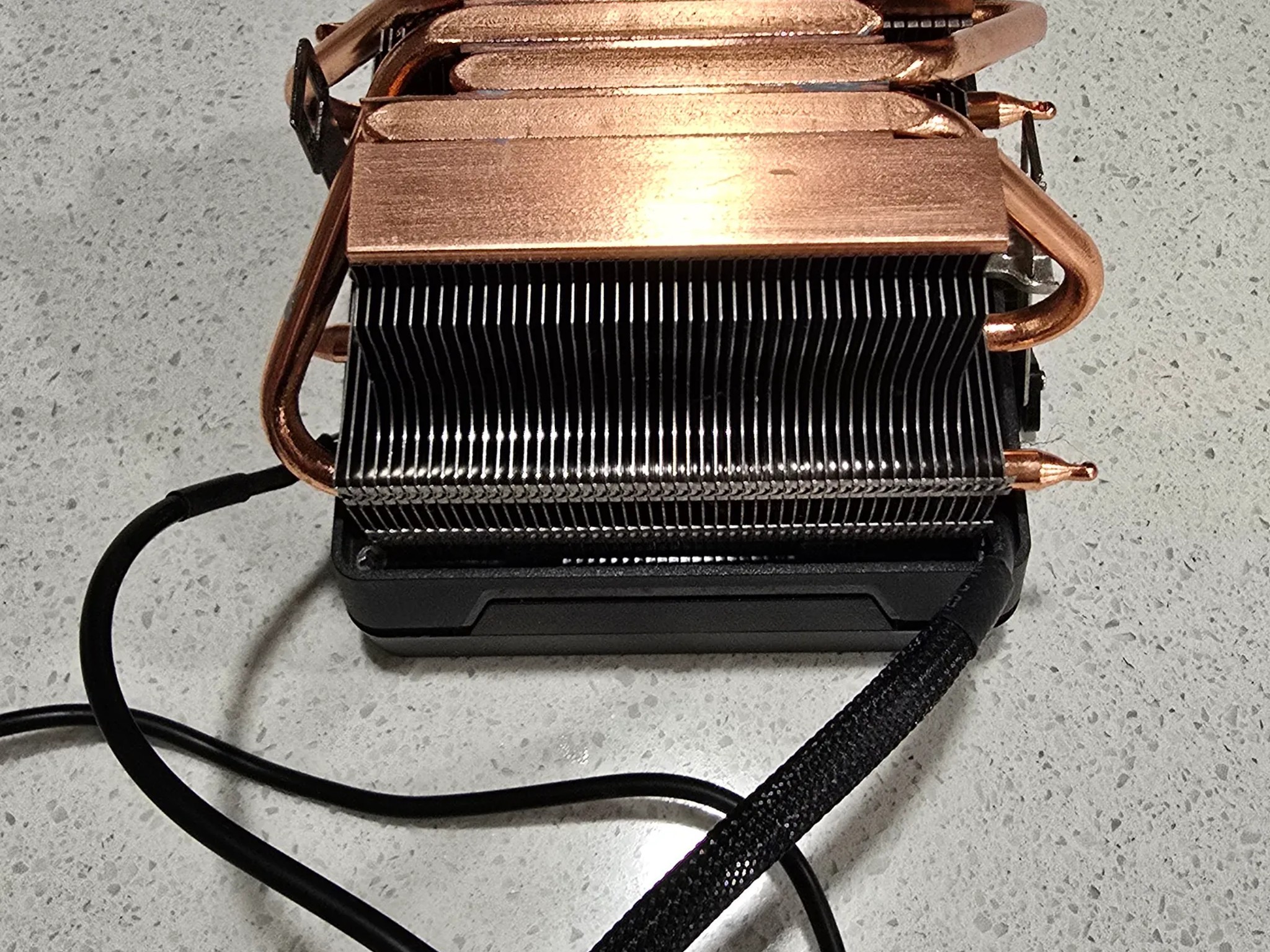 AMD Wraith Prism RGB LED CPU Cooler Heatsink Fan AM4 AM5 712-000075 / 76