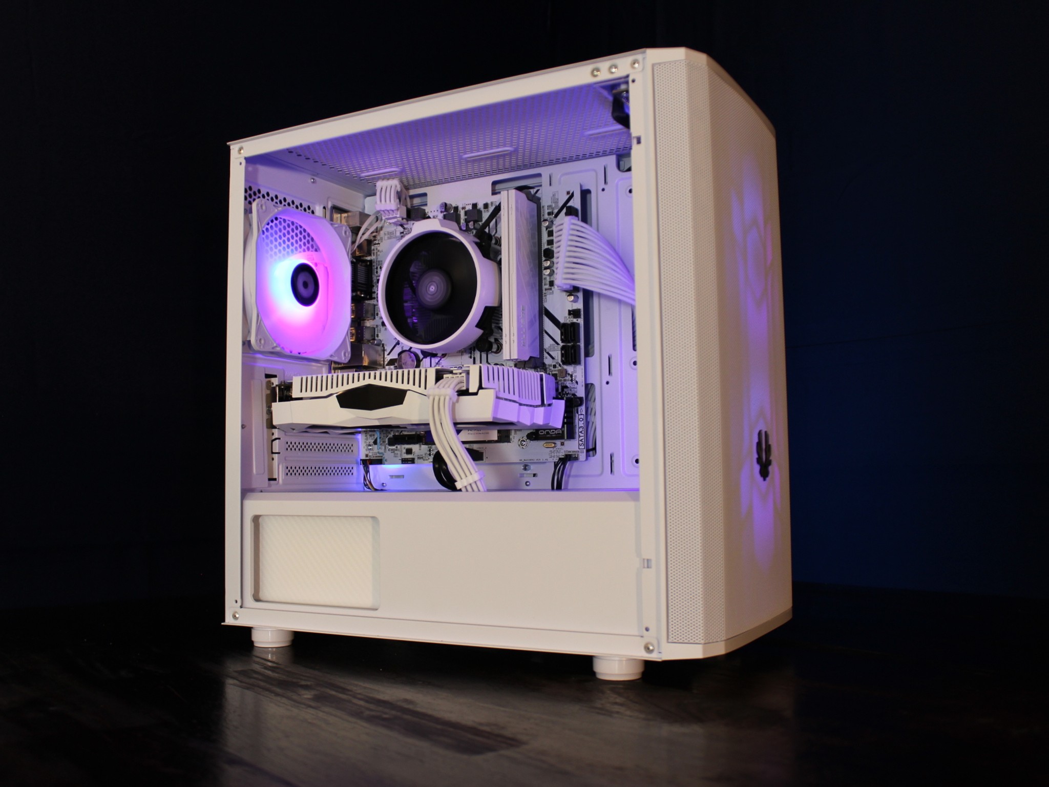 Gaming PC: Ryzen 5 3600, RTX 2060 Super, 16GB RAM, 1TB SSD