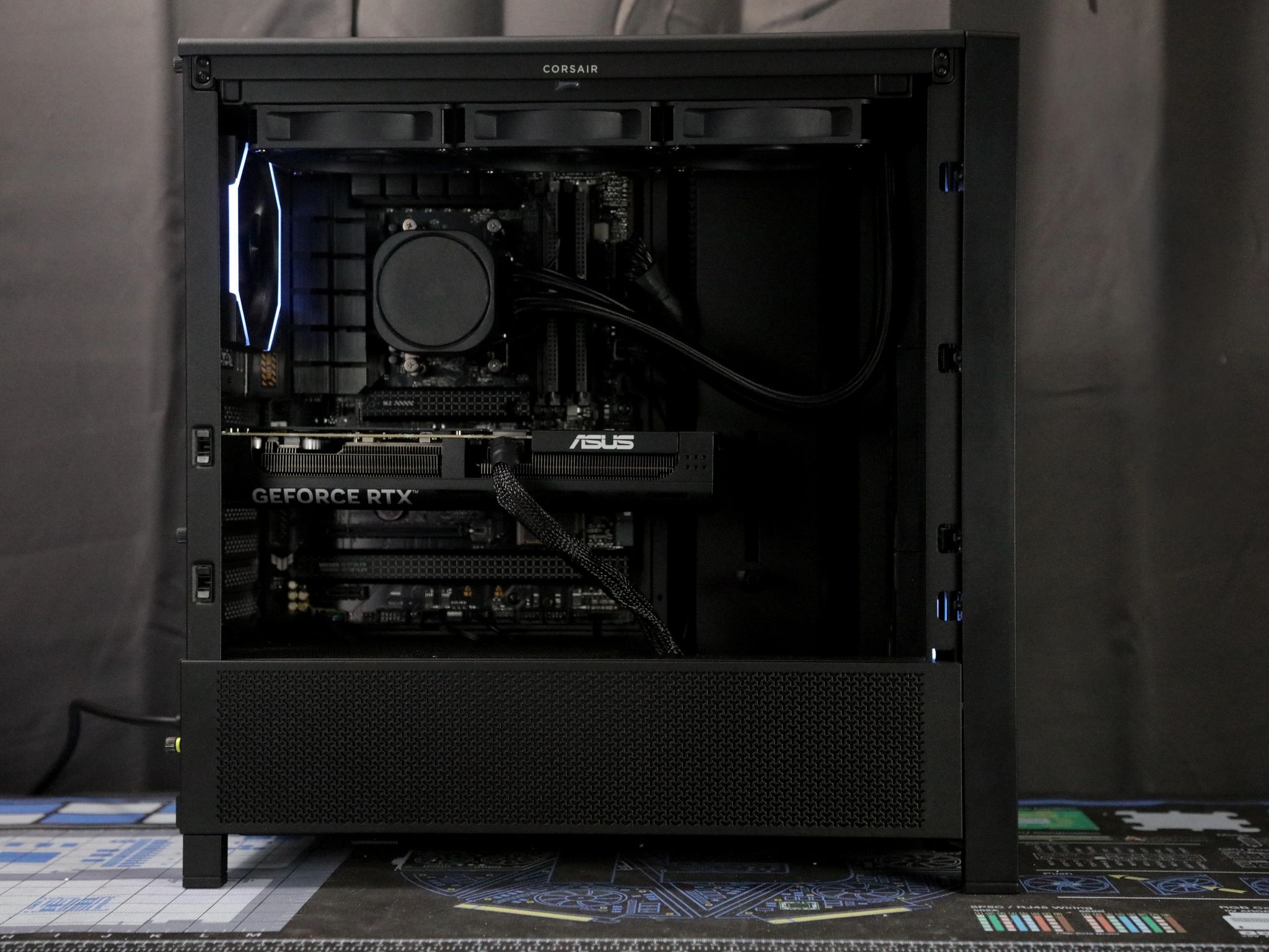 🕶️🌑 Darkmode v2 | Gaming and Streaming PC, RTX 5070, Ryzen 7 7700X, 32GB DDR5, 2TB SSD, Wifi