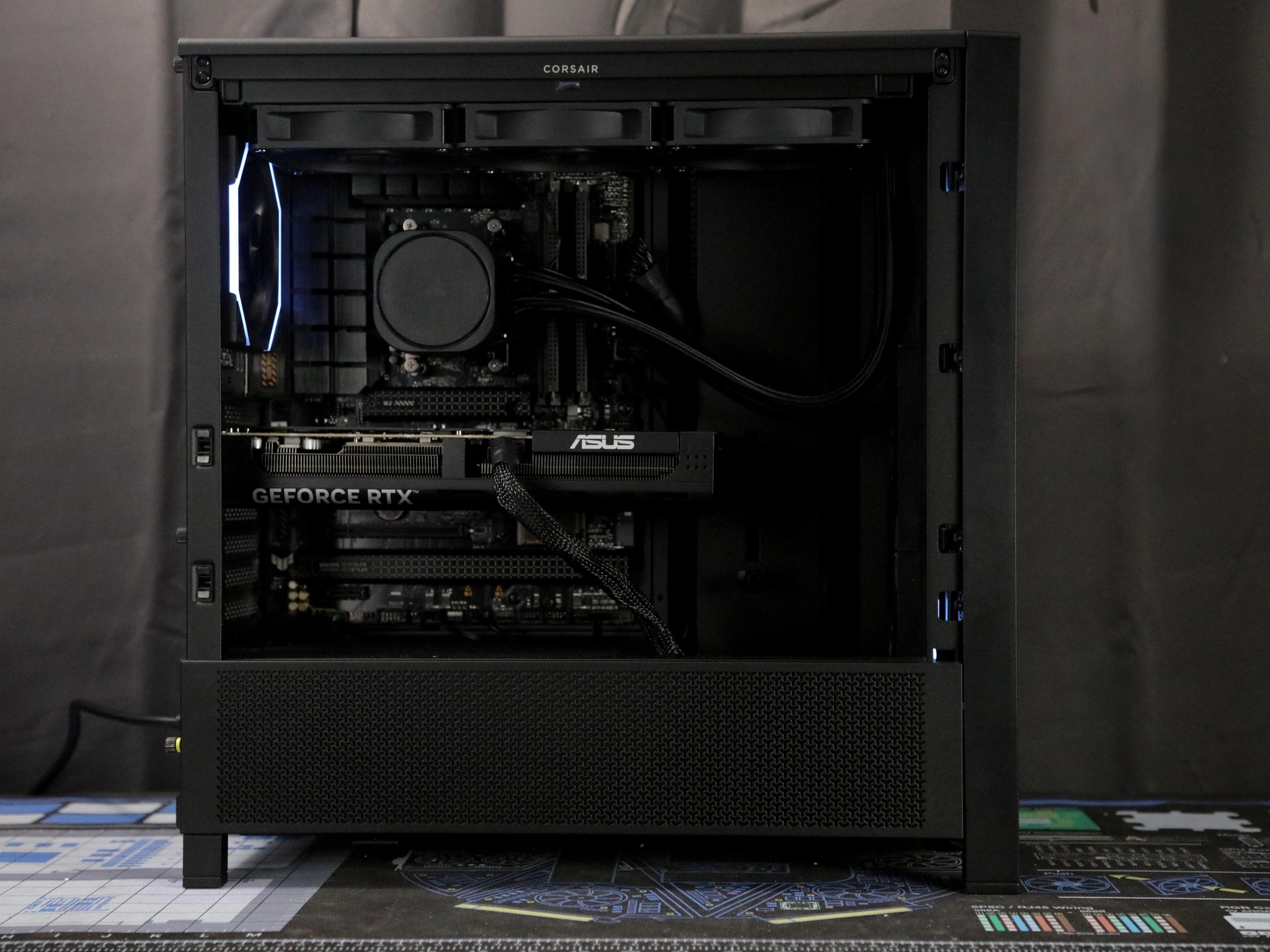 🕶️🌑 Darkmode v2 | Gaming and Streaming PC, RTX 5070, Ryzen 7 7700X, 32GB DDR5, 2TB SSD, Wifi