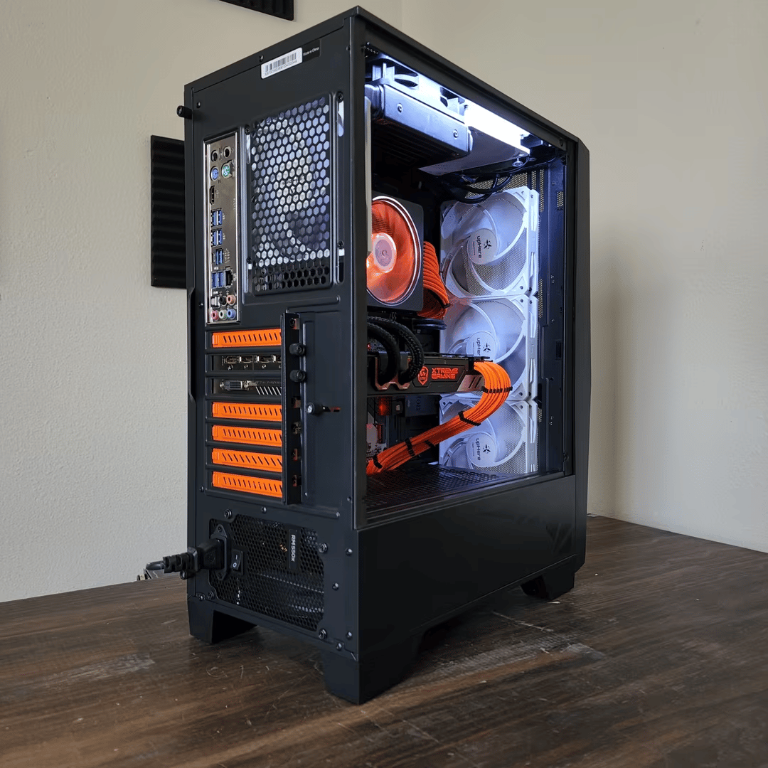 AMD Ryzen 7 1700 // Gigabyte xtreme gaming 1080 // Corsair Vengeance LPX 16GB 3000MHz