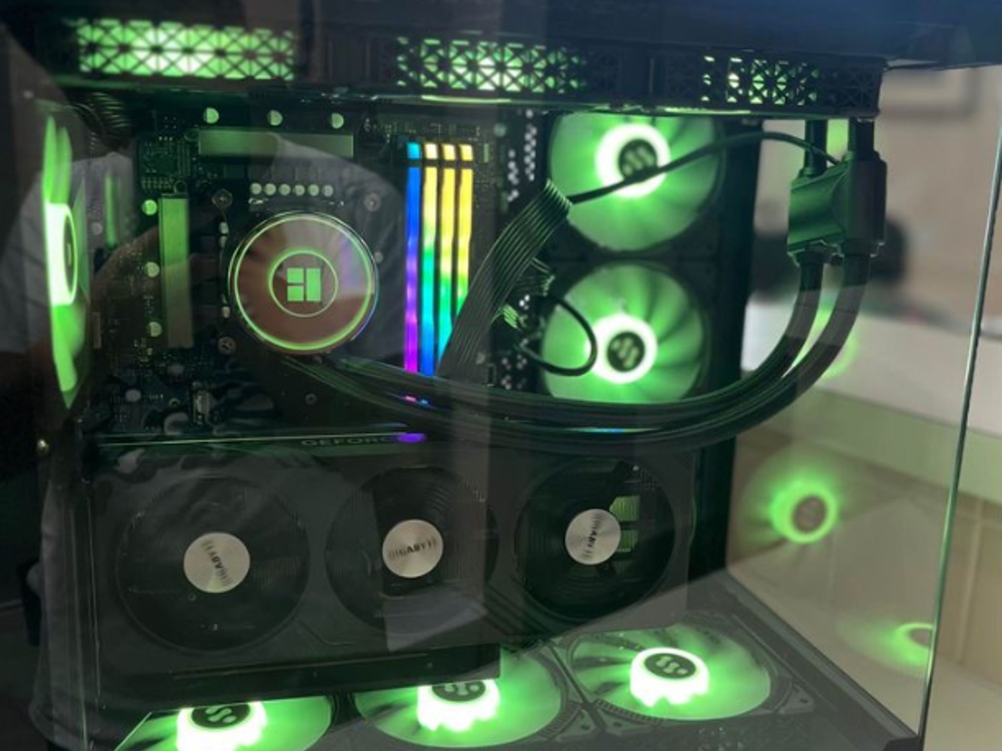 🤑 ON SALE!💰🔥Red Aura🔥 Black Fishtank PC Build 🐟 - 4060 - i9 Intel 🚀 1080p/1440p