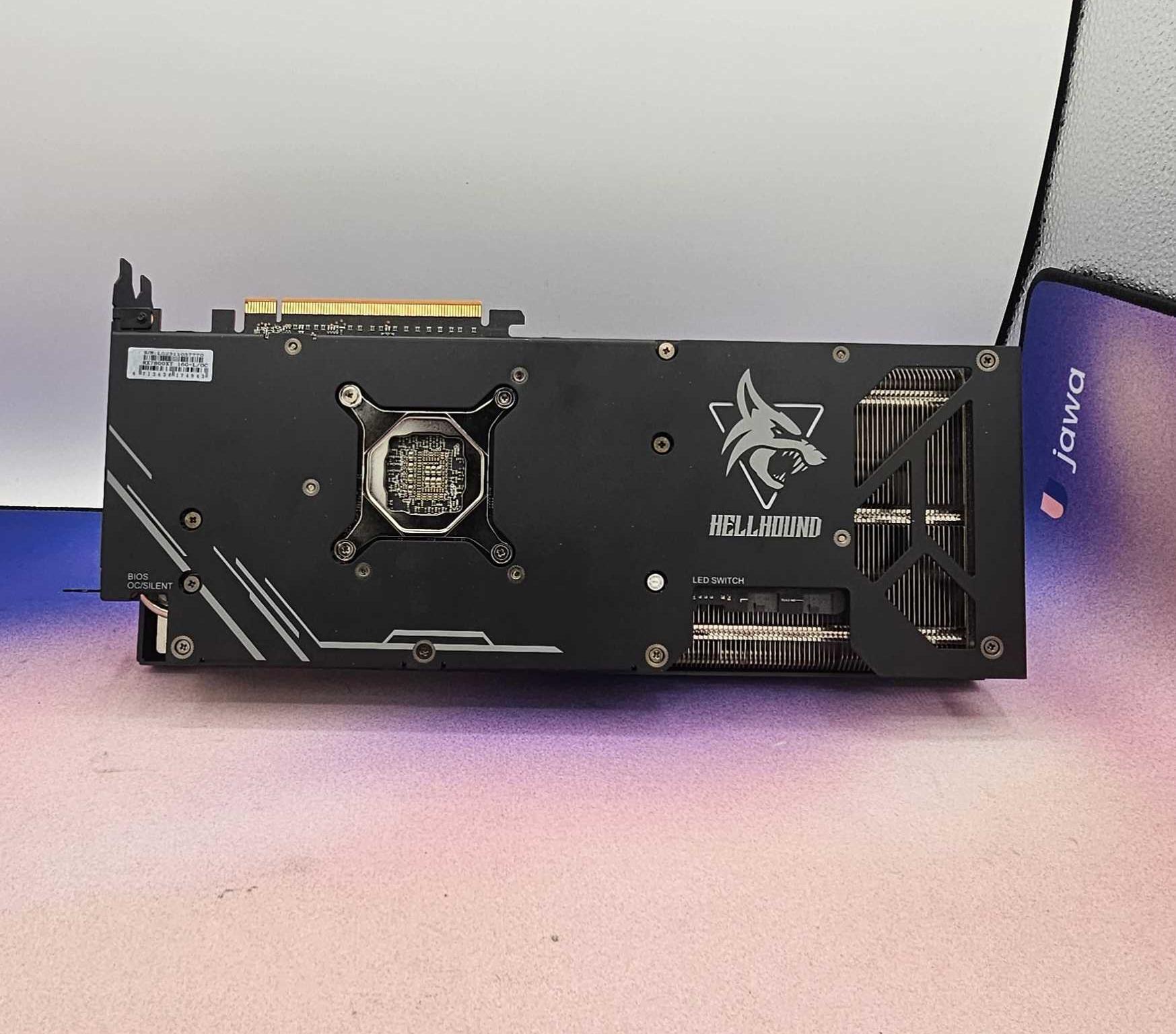 PowerColor Hellhound RX 7800XT