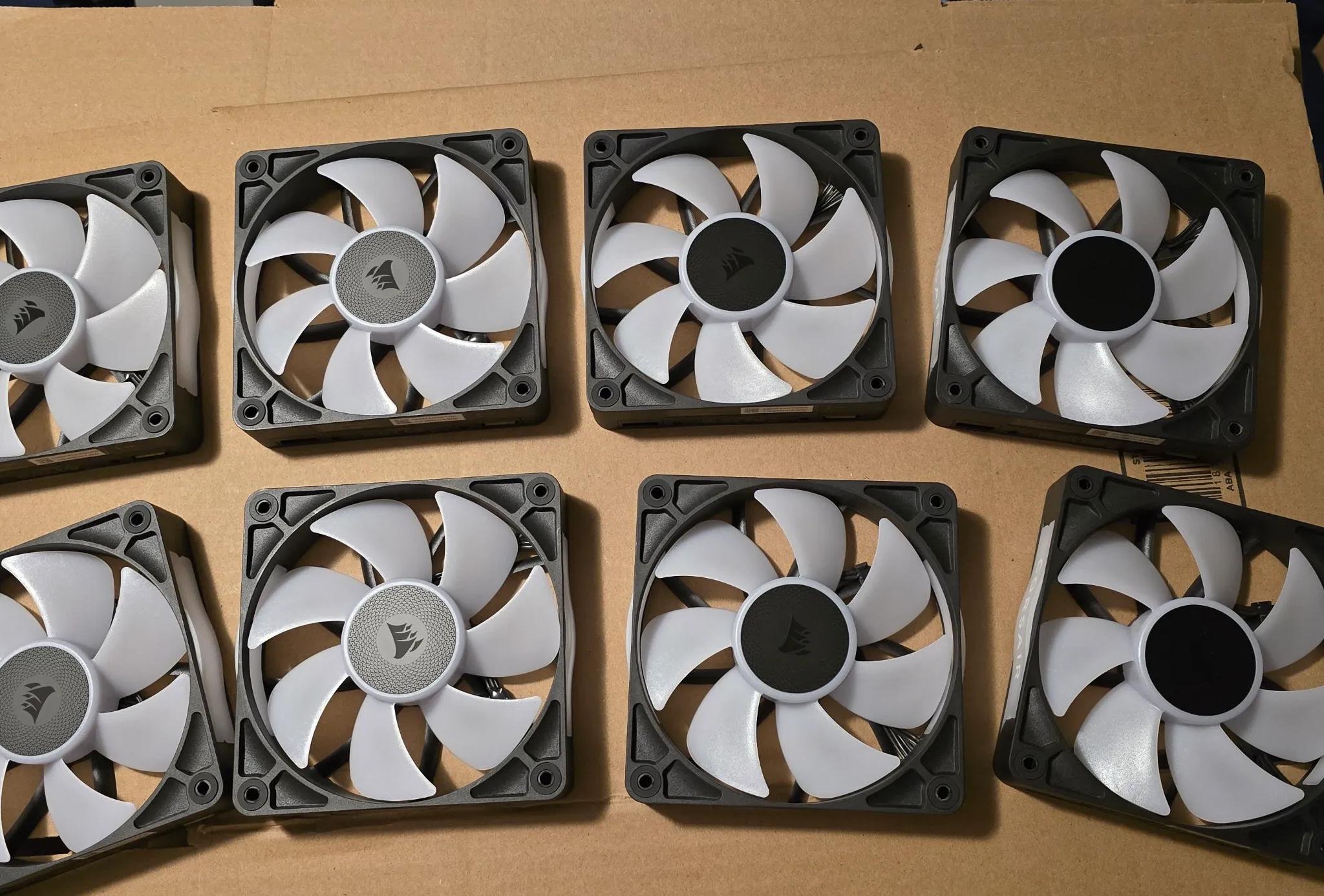X8 CORSAIR RX 120 MM CASE FANS