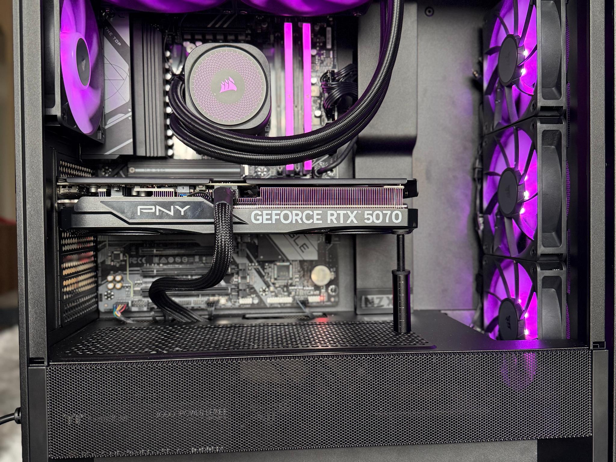 RTX 5070 - 7600X - 2TB NVMe Gaming Pc