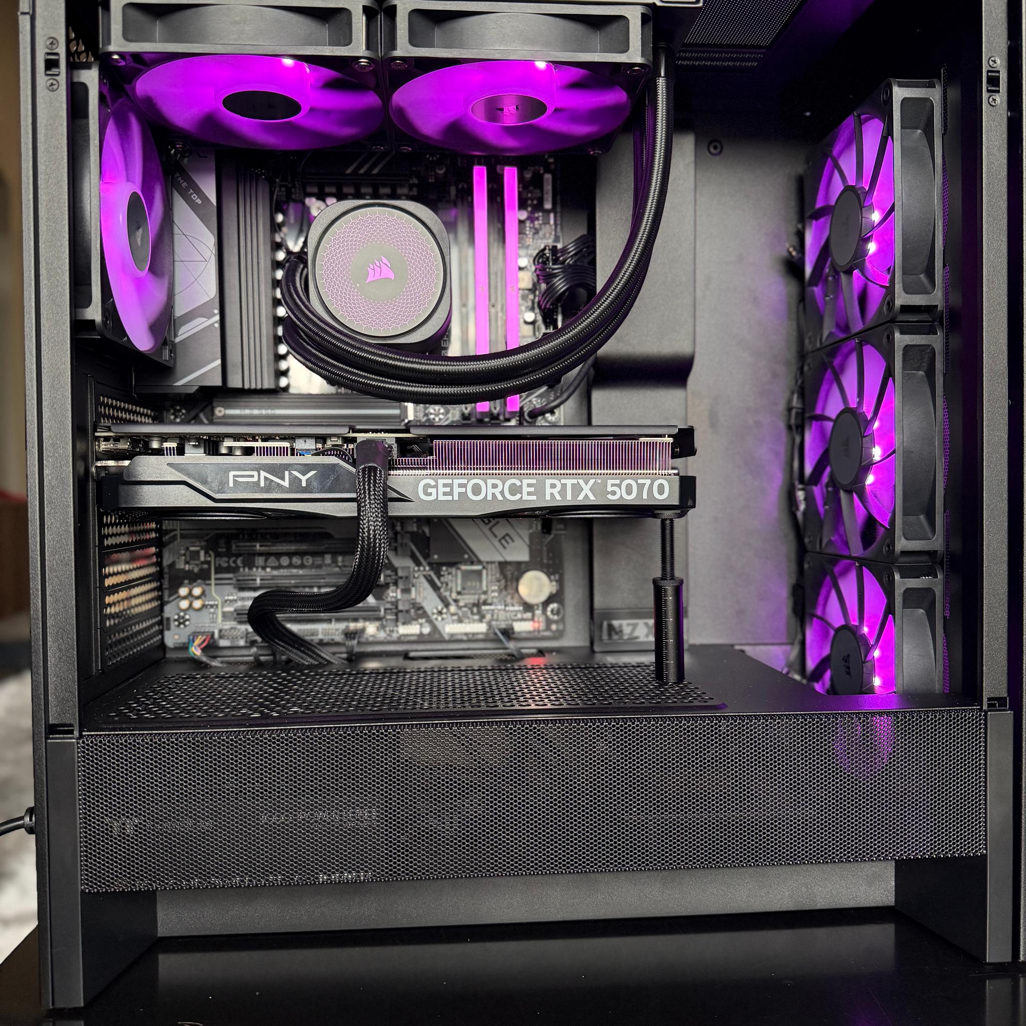 RTX 5070 - 7600X - 2TB NVMe Gaming Pc