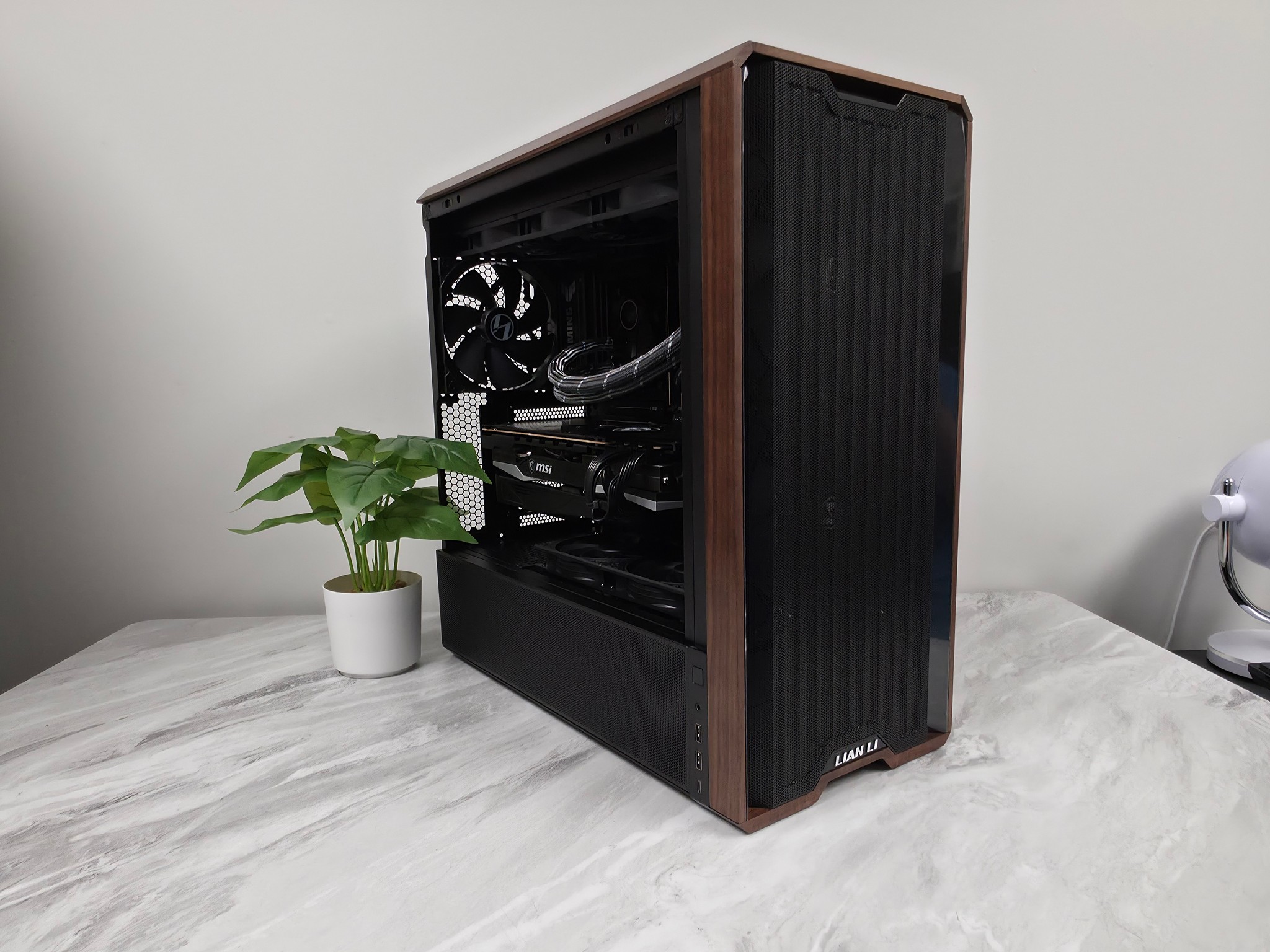 AI \ Engineer Workstation \ 4K 1400p Gaming PC Computer (MSI RX 7900xtx, Ryzen 9 7900X, 64GB DDR5)