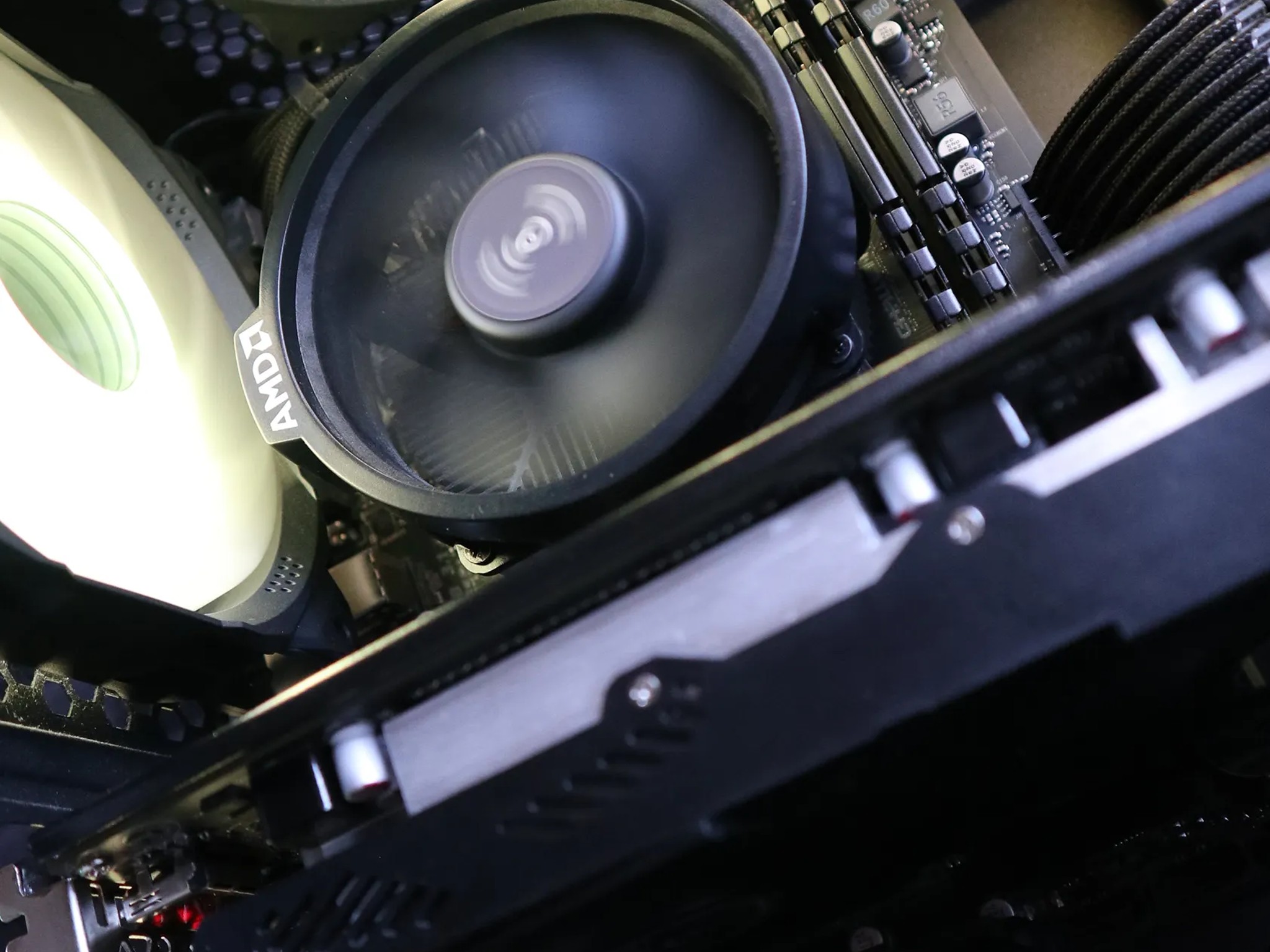 Bolt | Ryzen 3 1200/RX 560XT 8GB Gaming PC