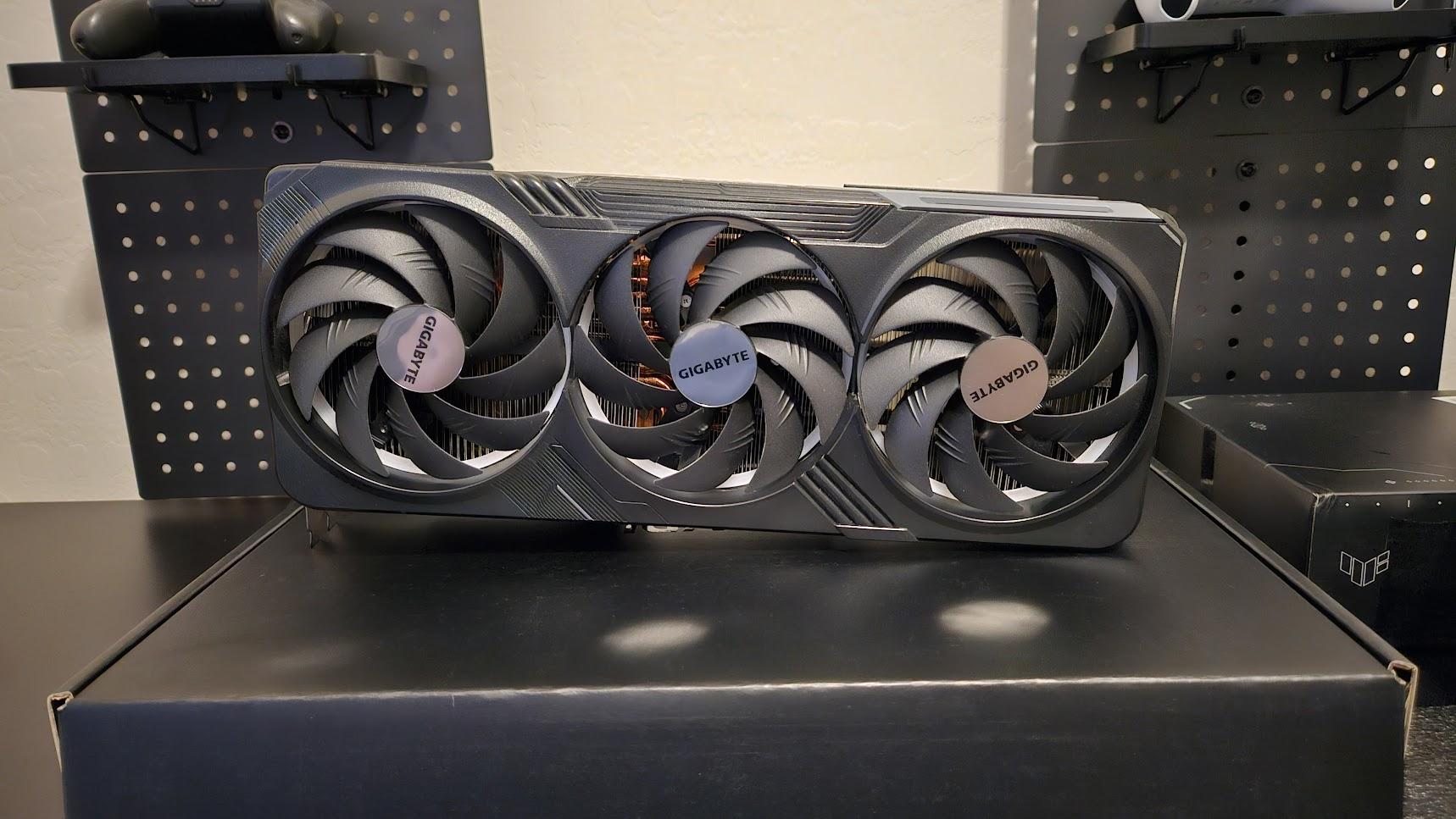 GIGABYTE GeForce RTX 4090 Gaming OC