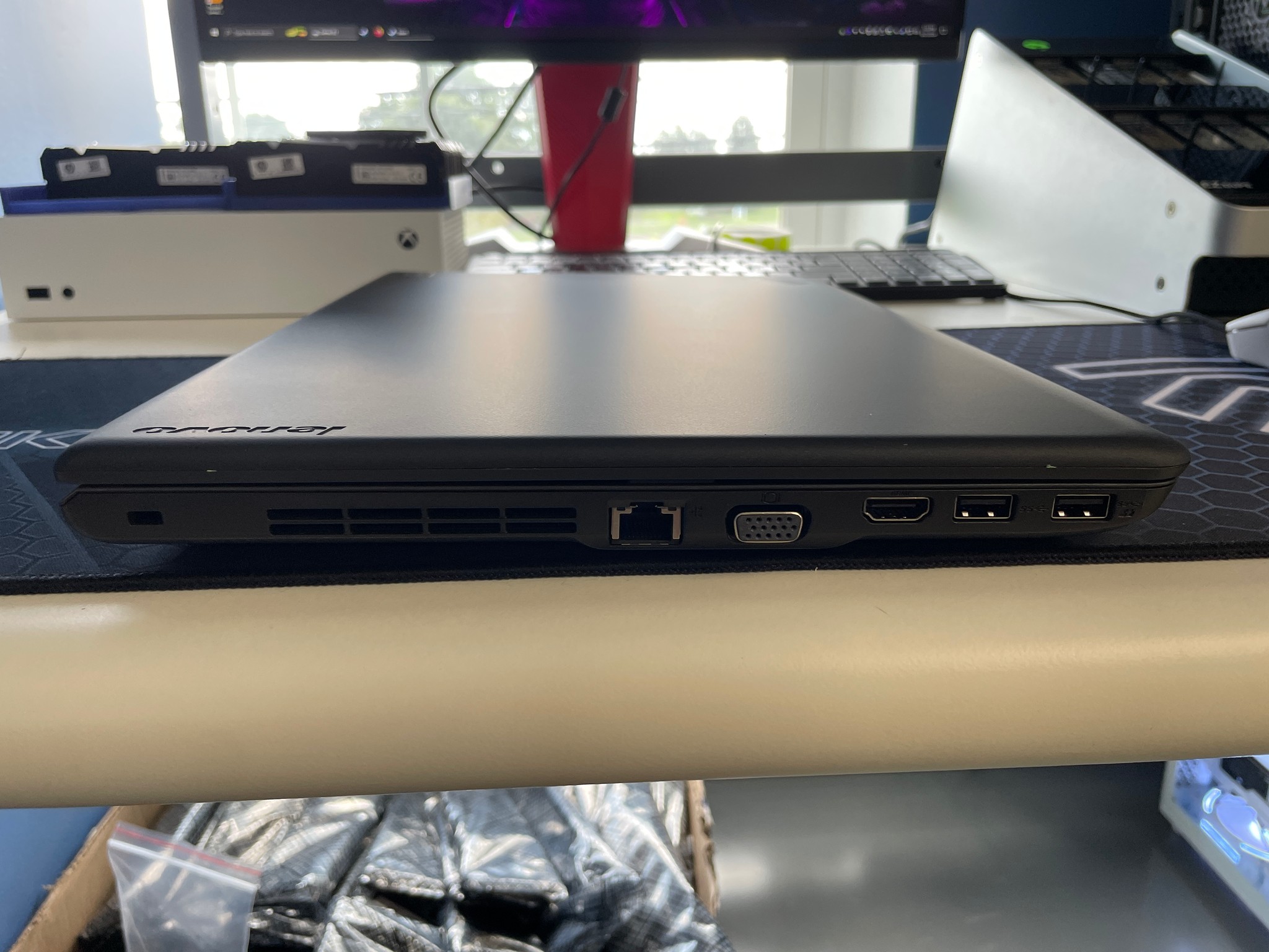 Lenovo Thinkpad E555