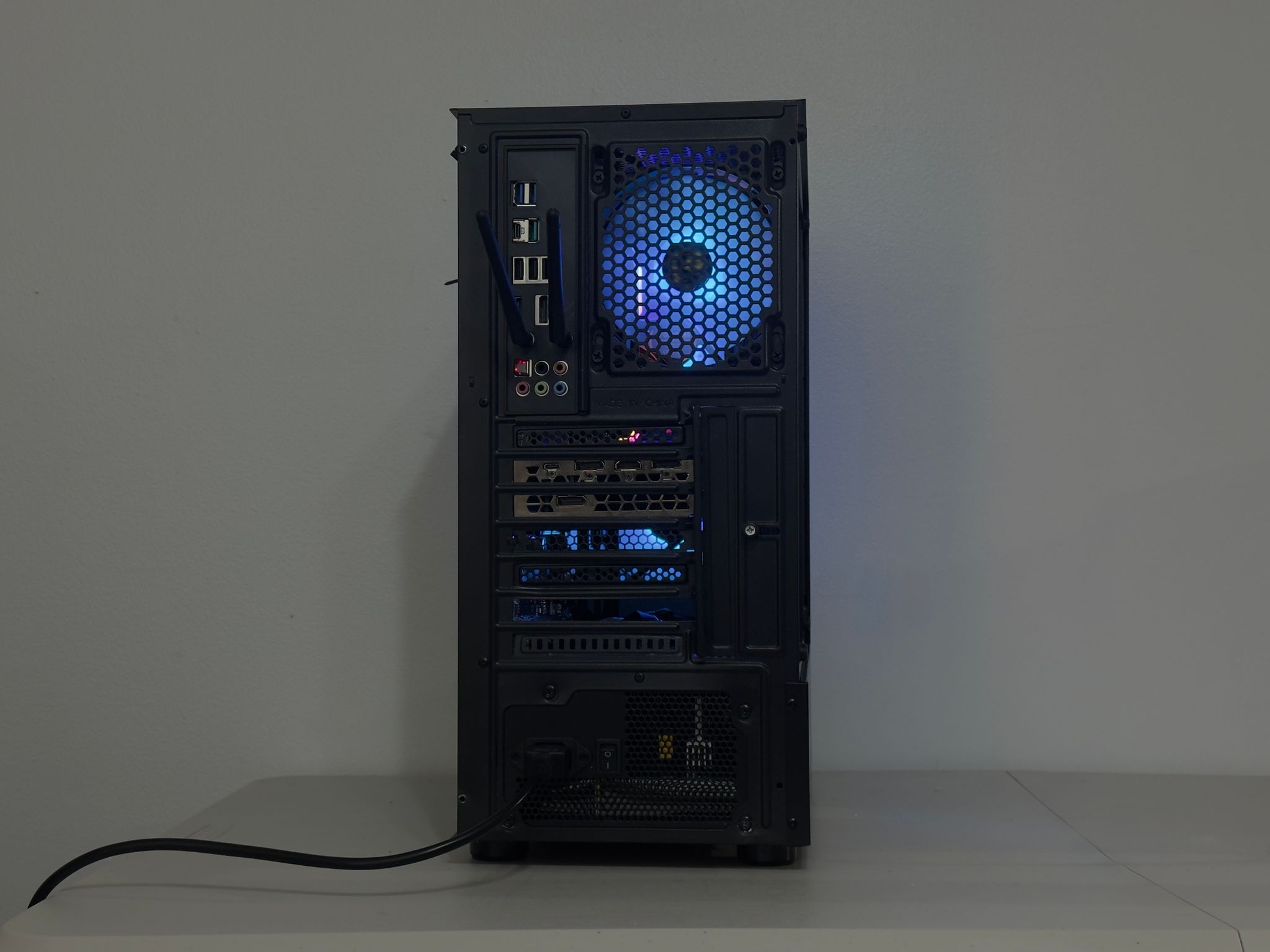 Ryzen 5 5500 + RTX 2080 | 32GB RAM | 1TB NVMe Gaming PC