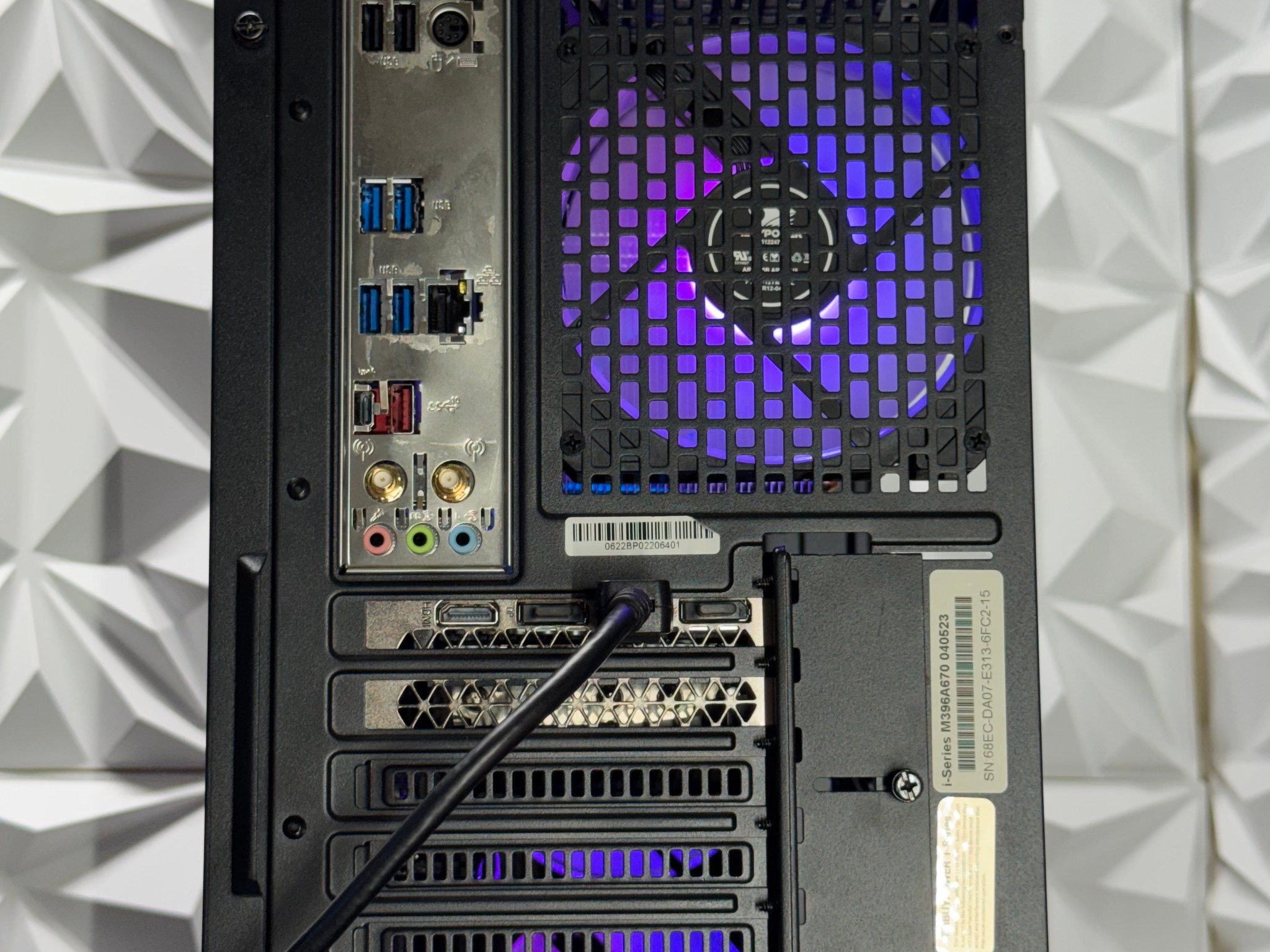 RTX 3080 / i7-13700F / 32GB 3600Mhz / 1TB nvme ssd / Windows 11