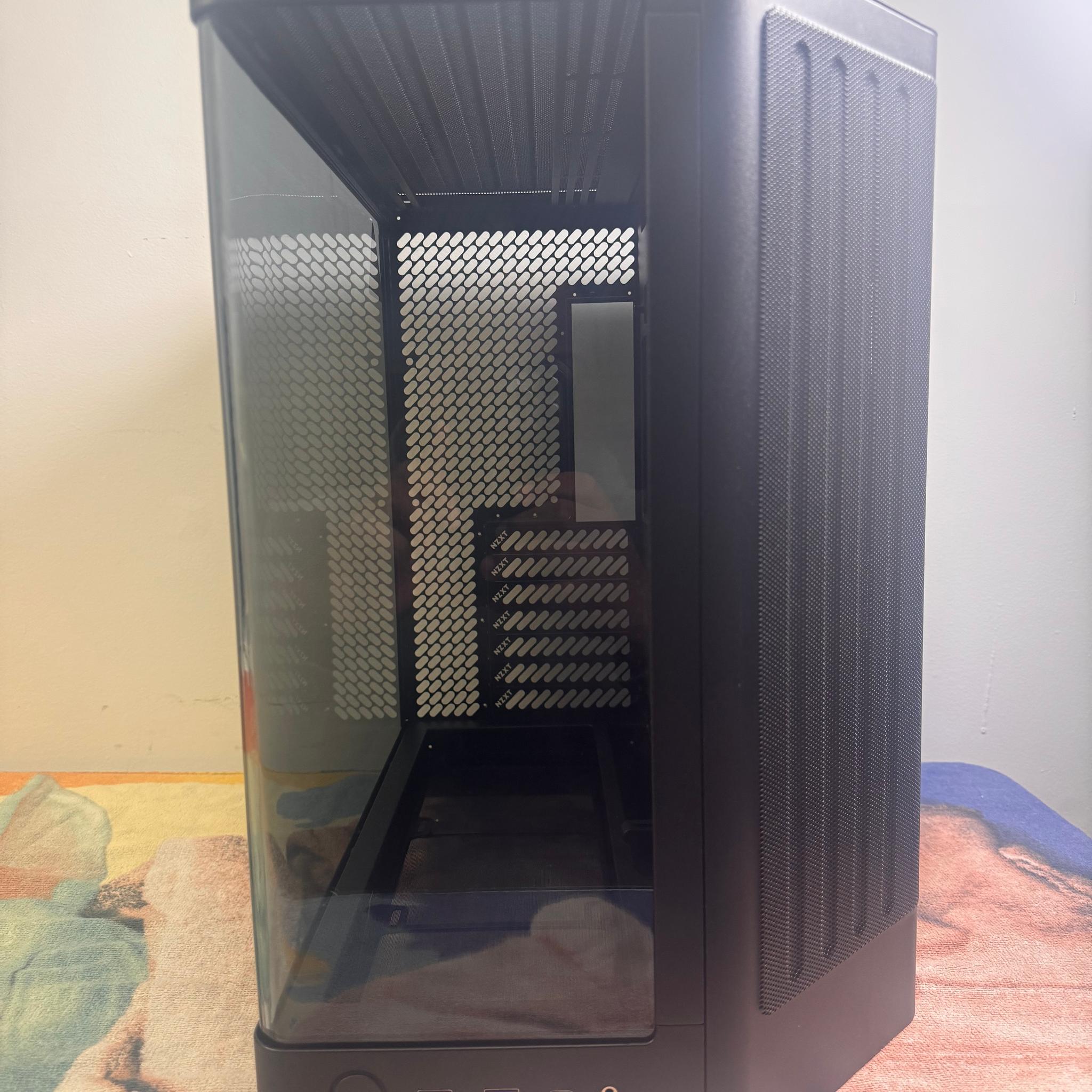 NZXT H6 Flow (Black - Tempered Glass)