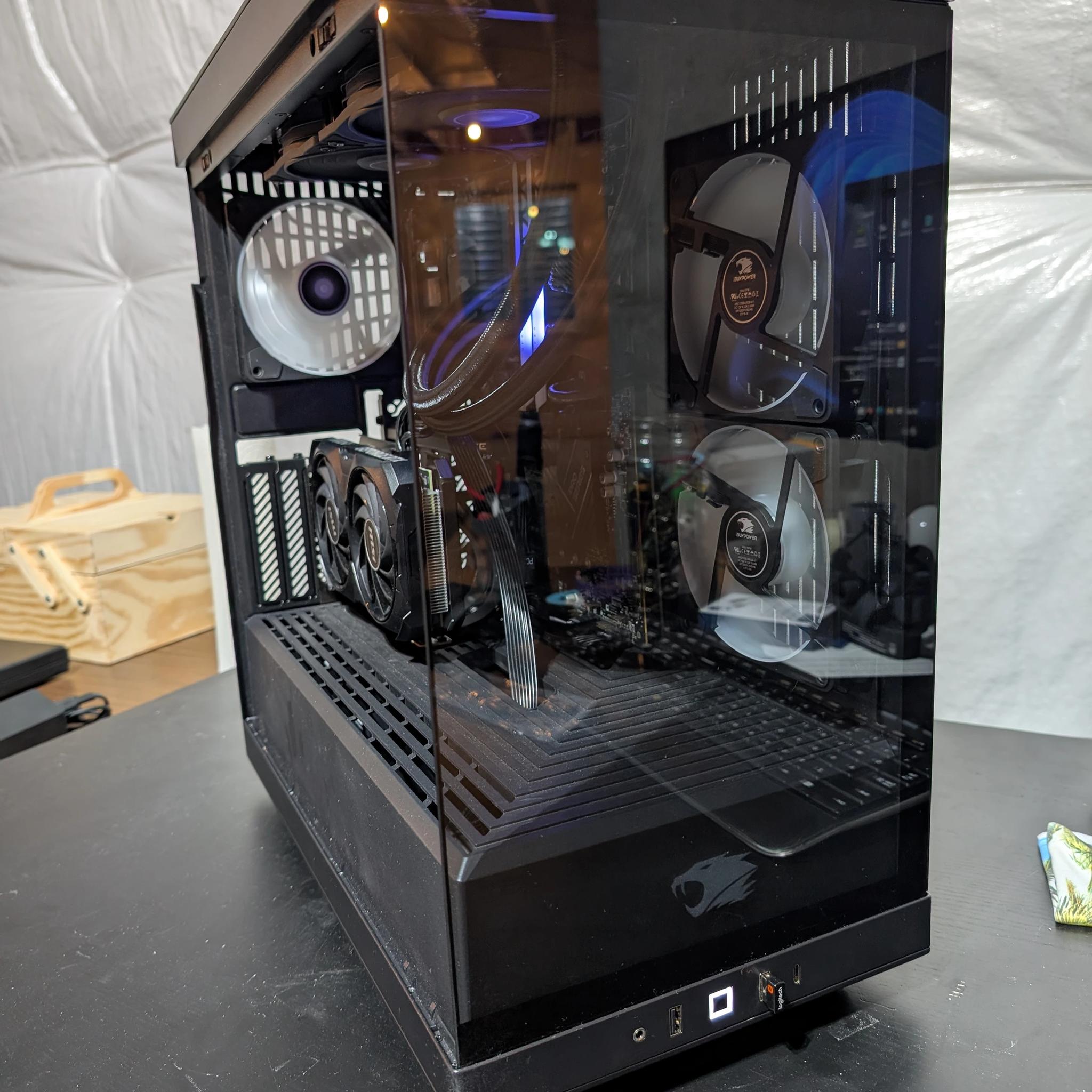 iBUYPOWER RGB PC- i7 13700K | RTX 4060ti 16GB | 32GB DDR5 | 2TB SSD | AIO + 6 Fans | HYTE Y40 Case