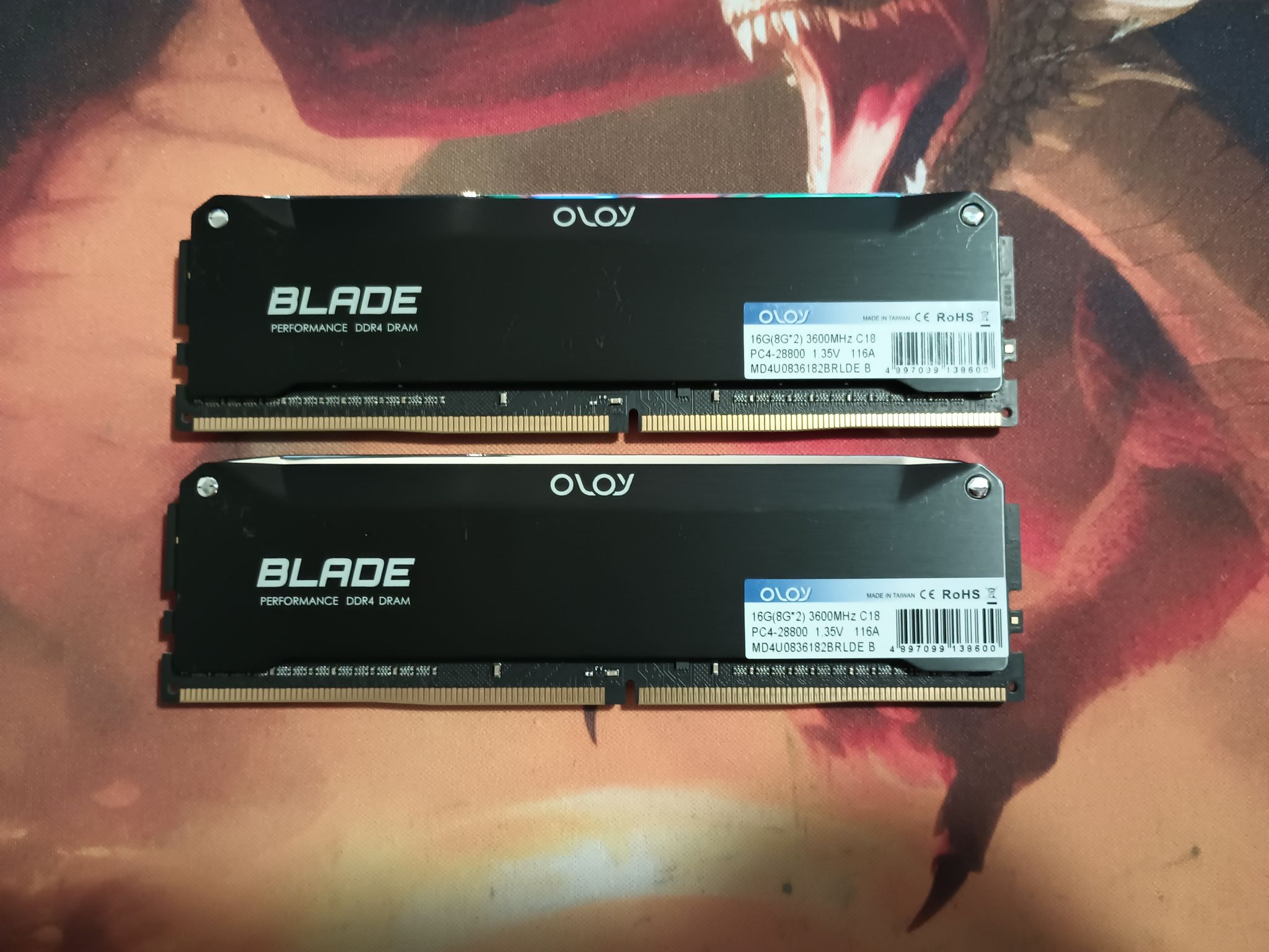 OLOy DDR4 RAM 16GB (2x8GB) Black Hairline Blade 3600 MHz CL18