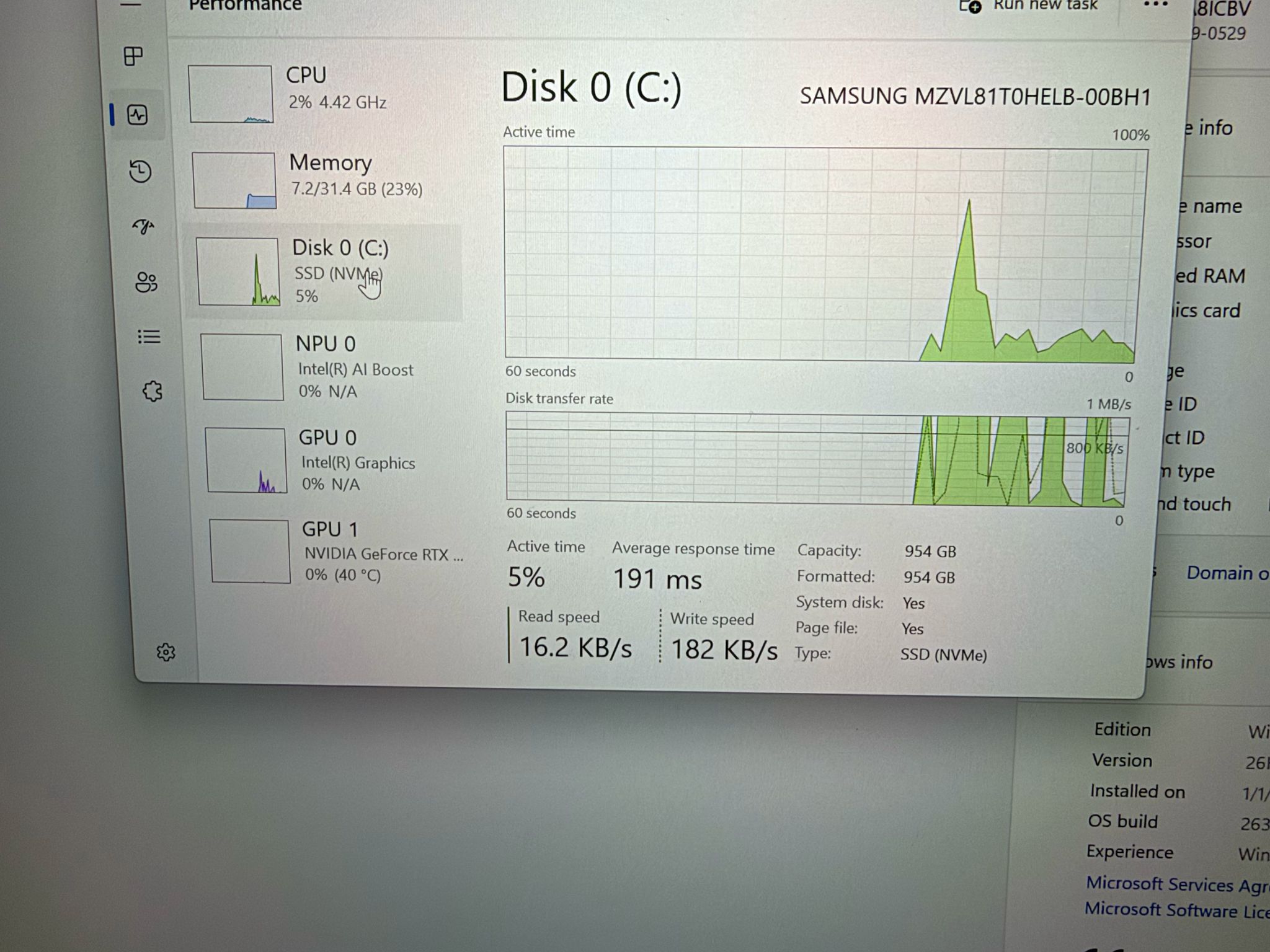 Razer Blade 18 240Hz UHD+ 2.7 GHz Ultra 9 275HX 32GB 1TB SSD NVIDIA RTX 5070 Ti
