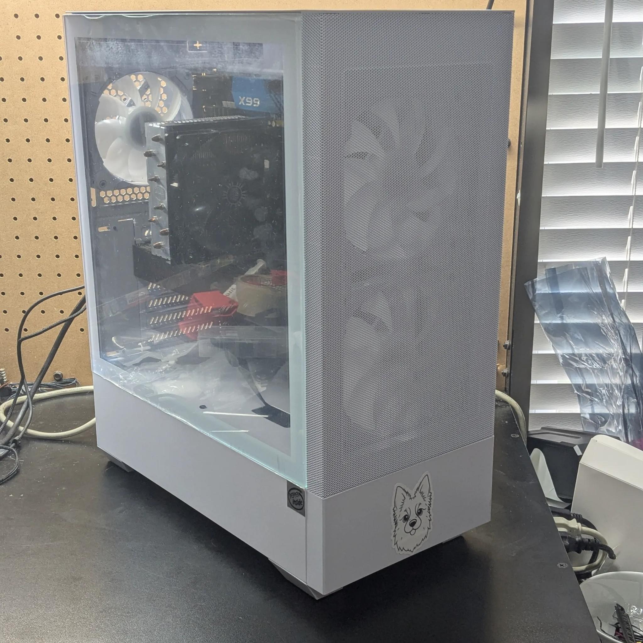 Workstation Gamer | 8 Core Xeon (same as i7), 64GB RAM, 8GB RX 5700, 1TB SSD, Win11, RGB, Wifi