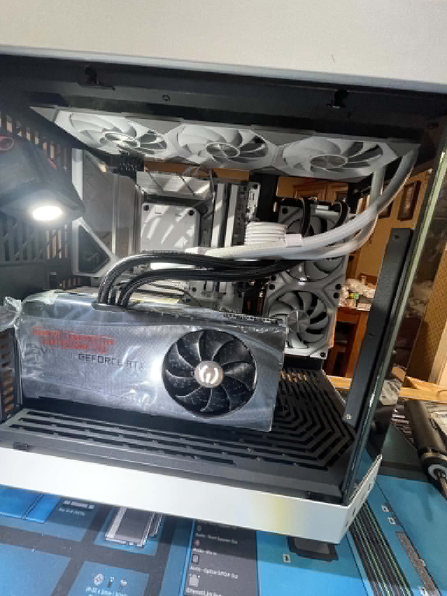 Hyte Y60 Custom Gaming intell PC Build